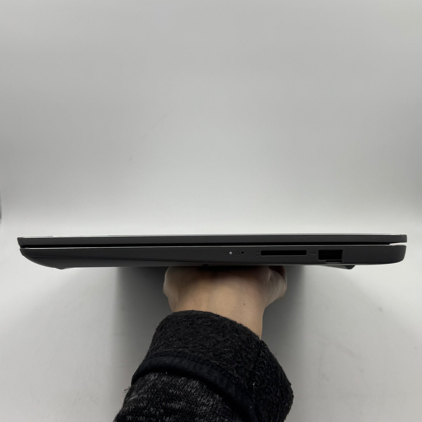 Broken Lenovo IdeaPad 1i 14IGL7 14" Celeron N4020 1.1GHz 4GB RAM 64GB SSD READ