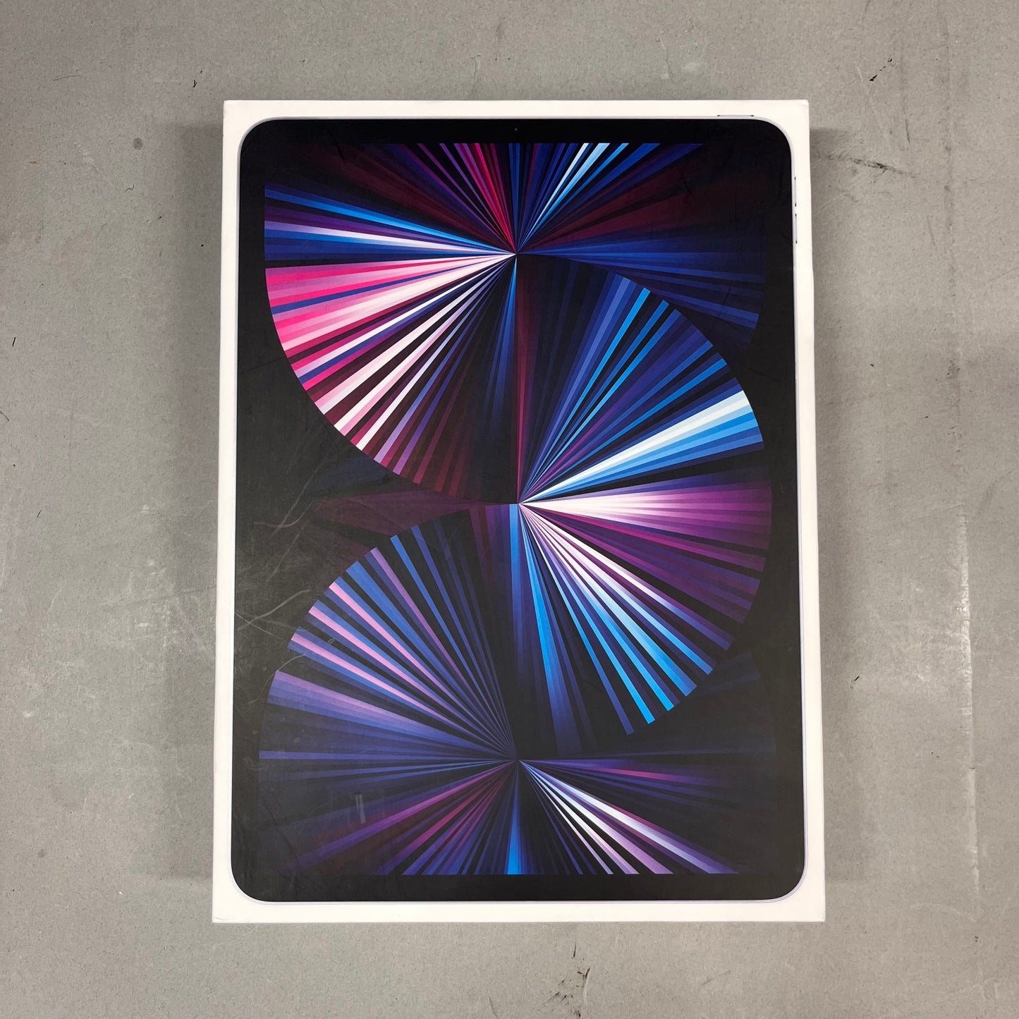 WiFi Only Apple iPad Pro 12.9" 3rd Gen 256GB 17.3.1 Silver MHQV3LL/A