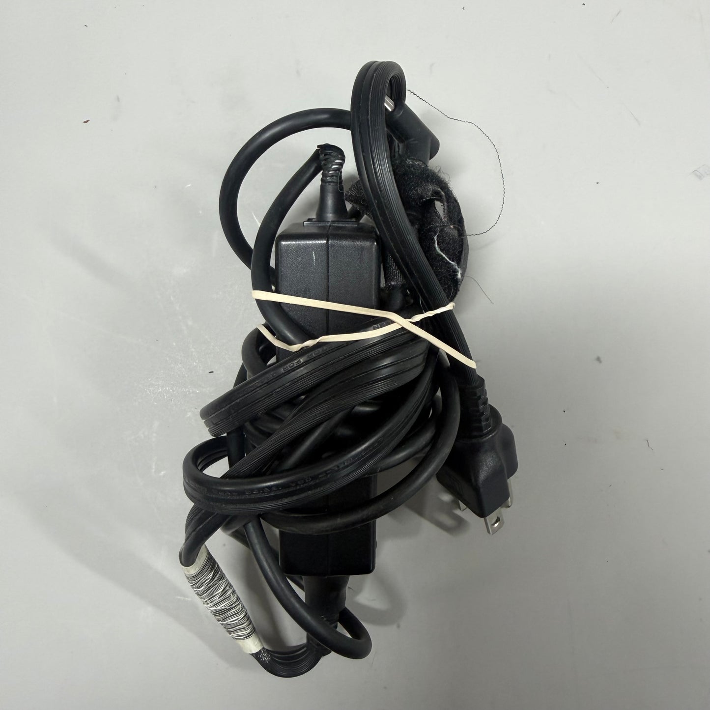 HP Pavilion 15-BK152NR 15.6" Core i5-7200U 2.7GHz 8GB RAM 1TB SSD