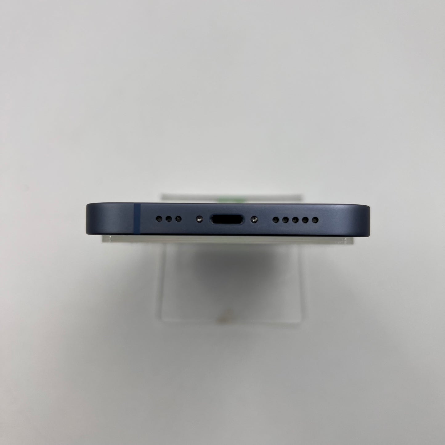 Unlocked Apple iPhone 14 128GB Blue MPVH3LL/A 18.6.2