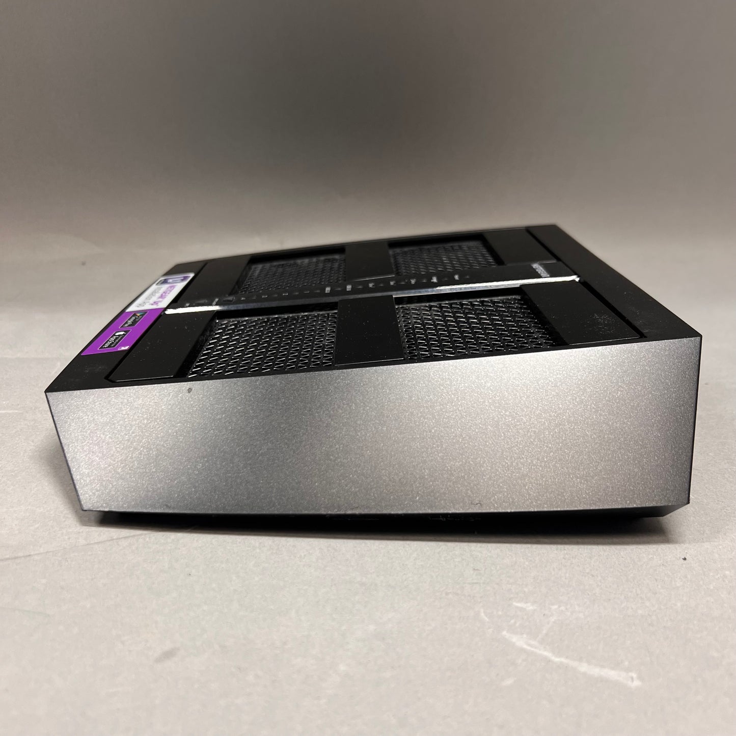 NETGEAR Nighthawk Tri Band WiFi 5 R8000P AC4000 WiFi Rounter