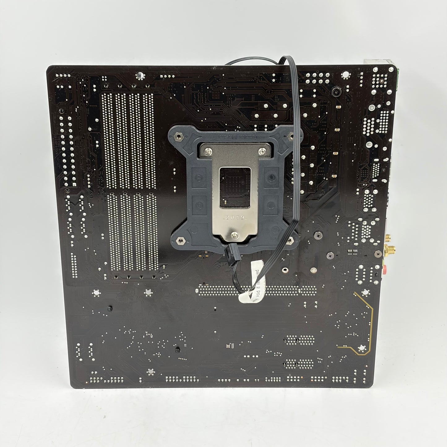 Gigabyte B460M DS3H AC V2 LGA 1200 mATX Intel DDR4 Motherboard + Intel Core i7-10700F 512GB SSD