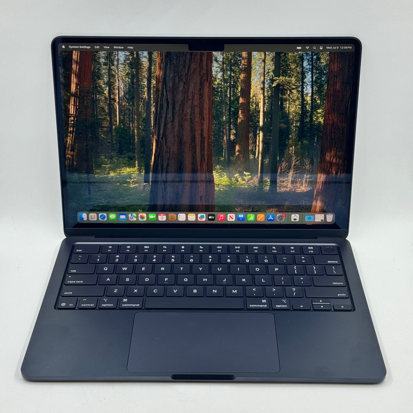 2025 Apple MacBook Air 13.6" M4 8C GPU 4.5GHz 16GB RAM 256GB SSD MW123LL/A