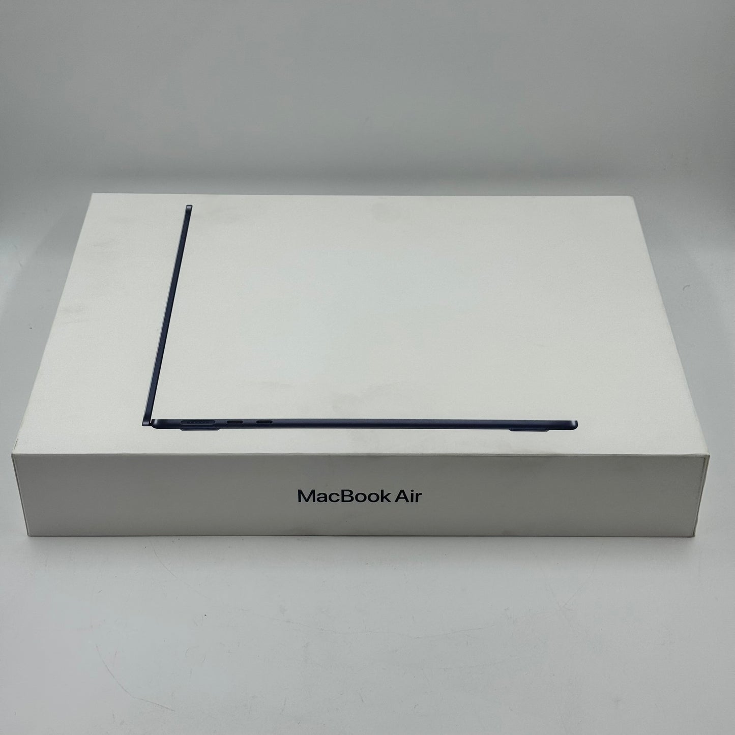 2025 Apple MacBook Air 13.6" M4 8C GPU 4.5GHz 16GB RAM 256GB SSD MW123LL/A
