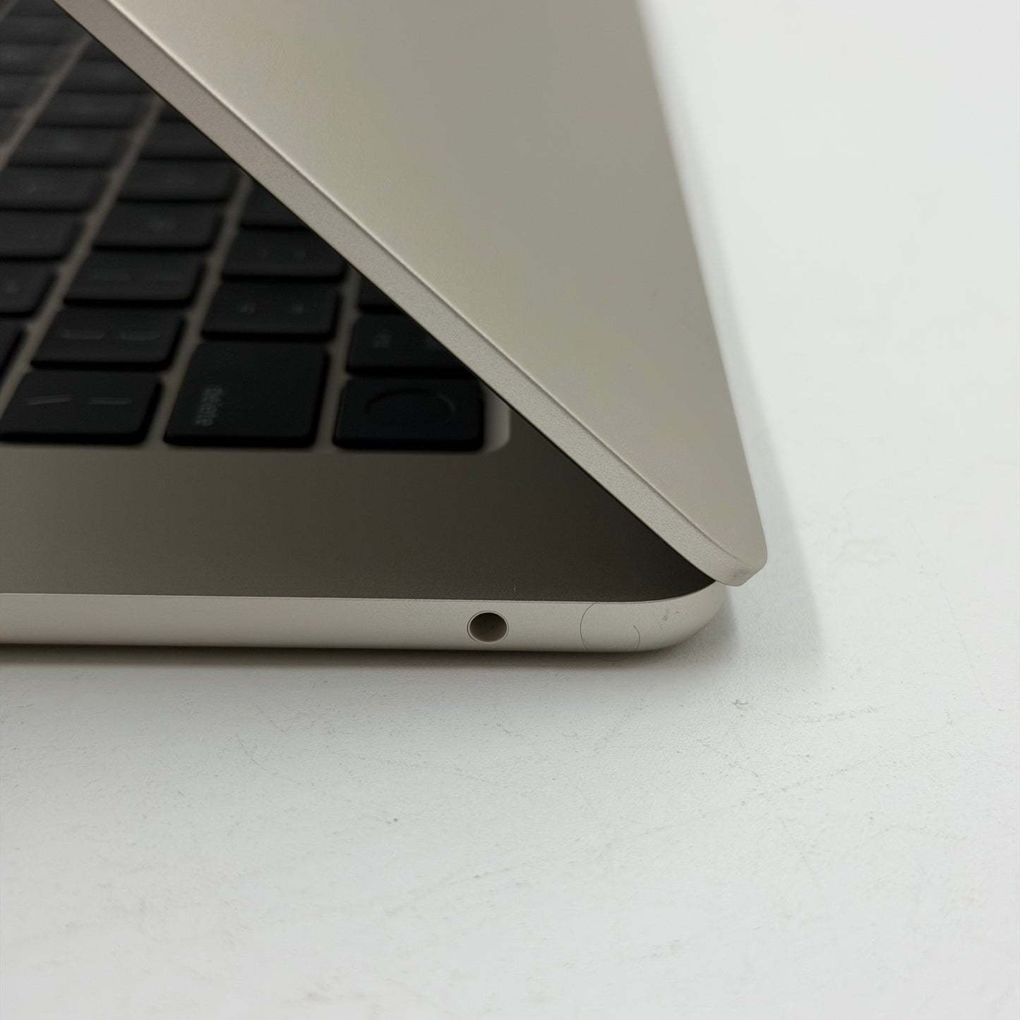 2025 Apple MacBook Air 15" M4 10C GPU 4.5GHz 16GB RAM 256GB SSD MW1J3LL/A