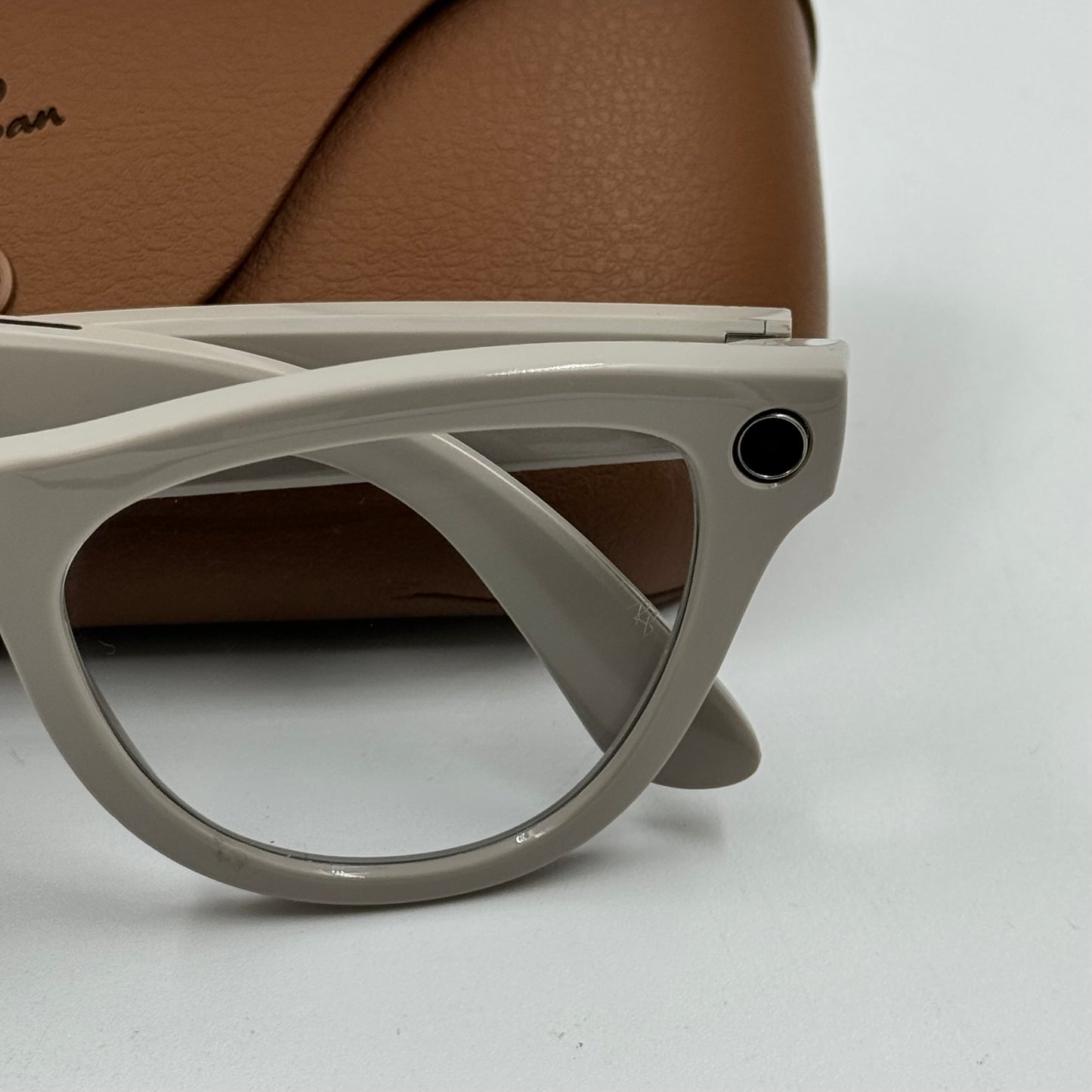 RayBan RayBan Meta Skyler Smart Glasses