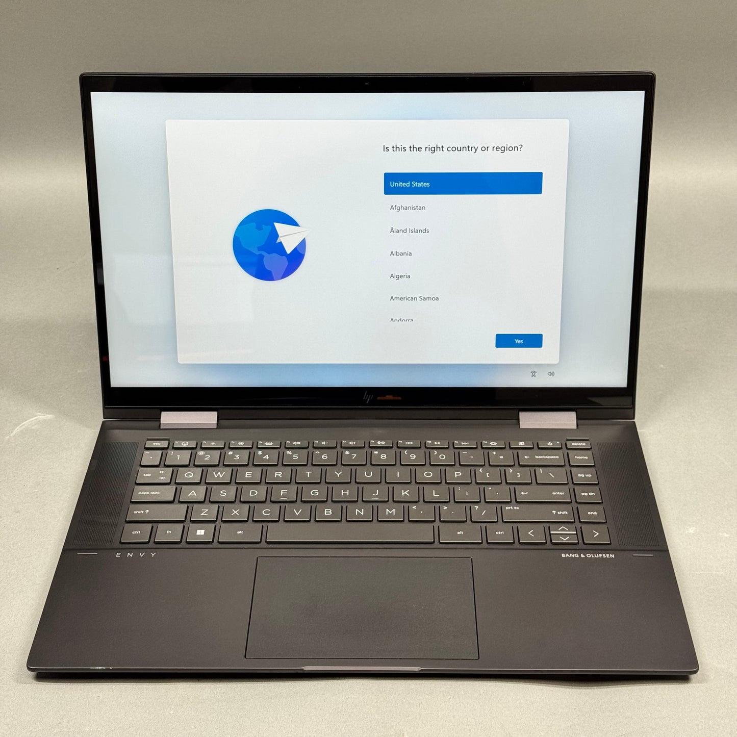 HP Envy x360 15-EY0013DX 15.6" Ryzen 5 5625U 2.30GHz 8GB RAM 256GB SSD