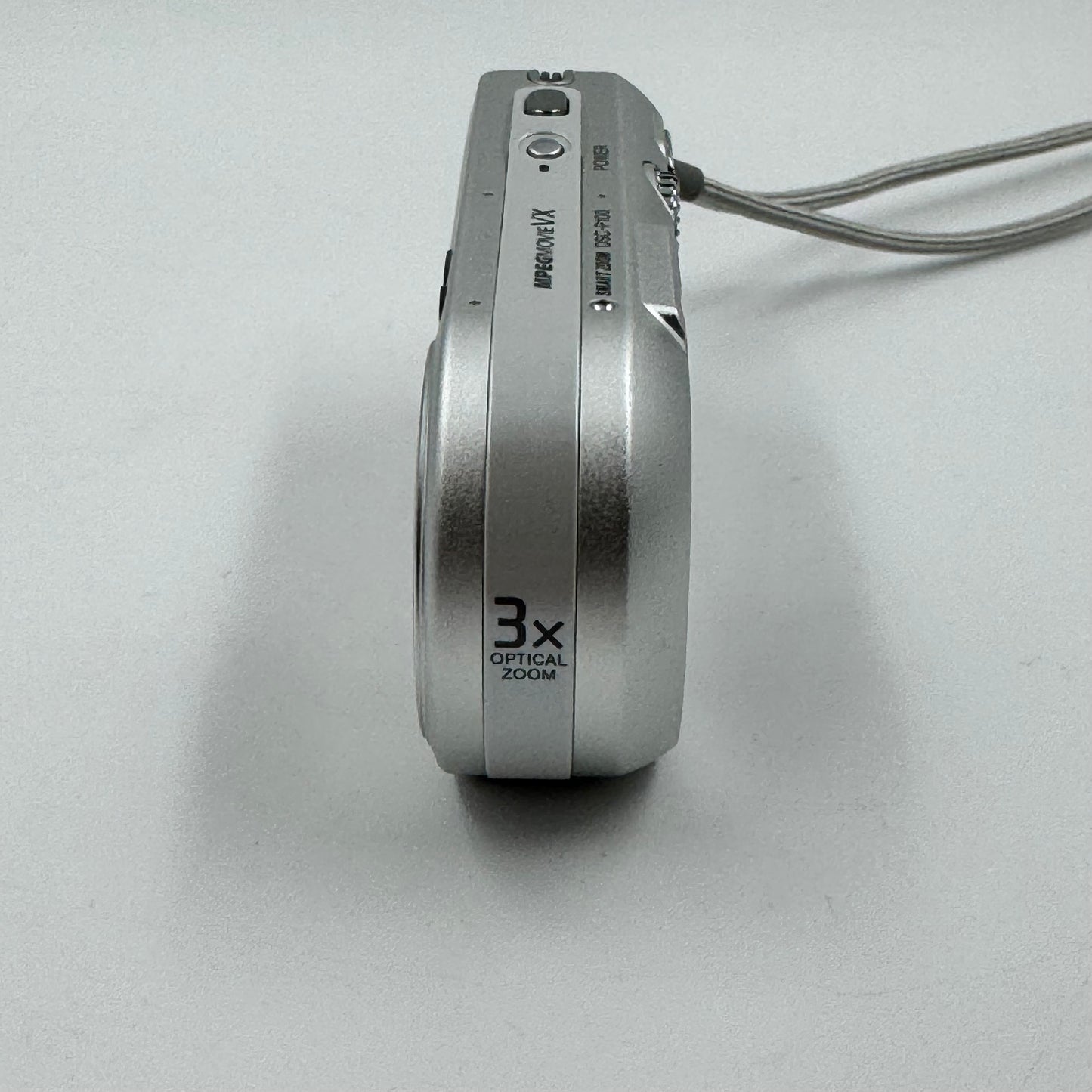 Sony DSC-P100 5.1MP Compact Digital Camera