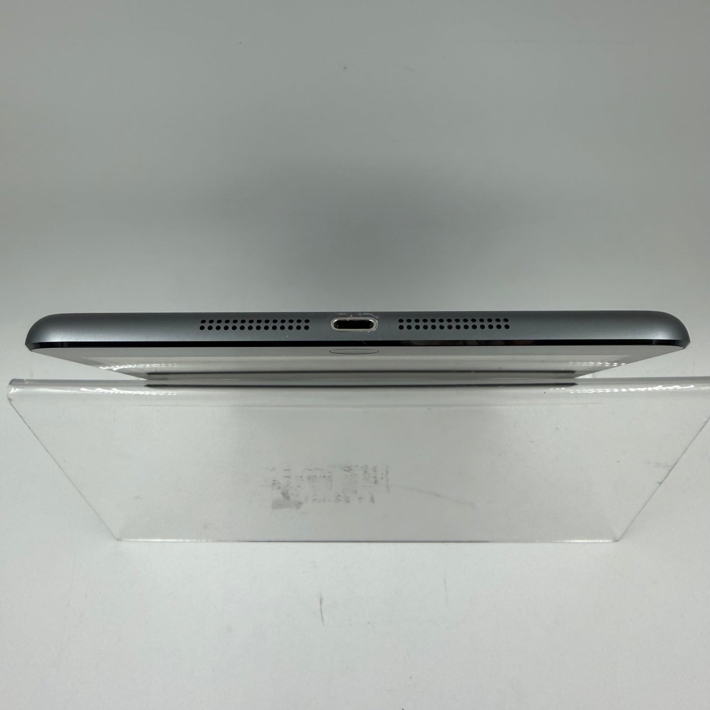 WiFi Only Apple iPad Mini 2nd Gen 16GB Space Gray ME276LL/A