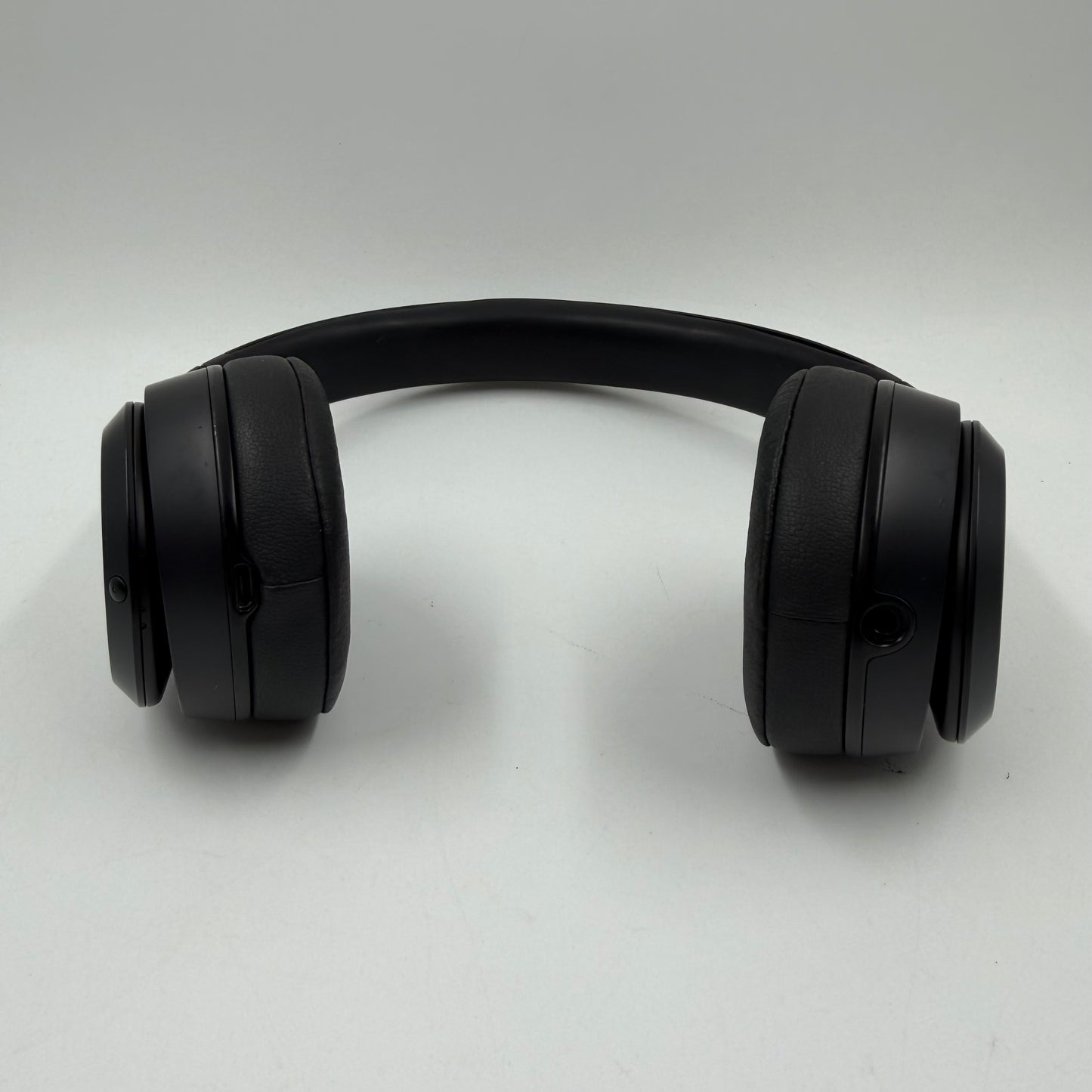 Beats Solo3 Wireless On-Ear Bluetooth Headphones Black A1796