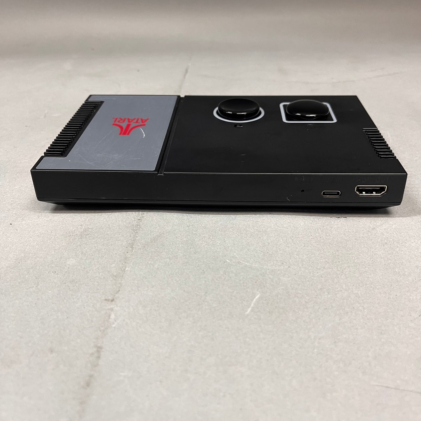 Atari gamestation Pro Console System DGUNL-7012