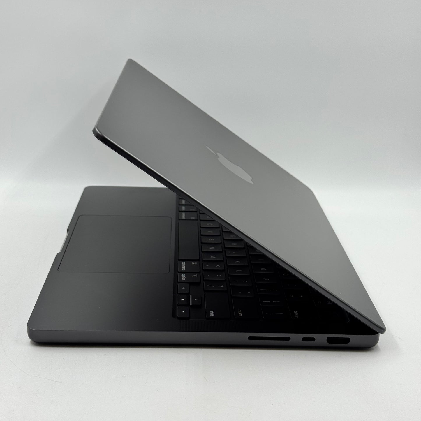 2024 Apple MacBook Pro 14" M4 10C GPU 4.5GHz 16GB RAM 512GB SSD Z1DS000L9LL/A