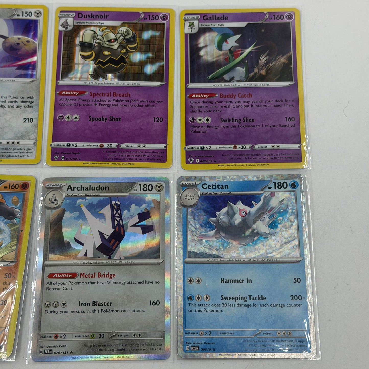Pokémon TCG Holo 25 Card Bundle Featuring Charizard 20/149