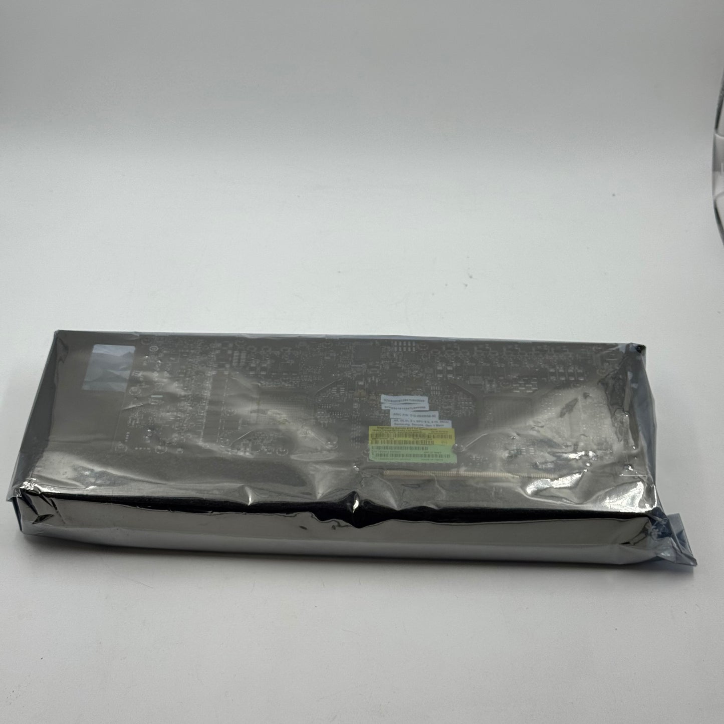 New AMD Radeon Pro V540 8GB HBM2 Graphics Accelerator