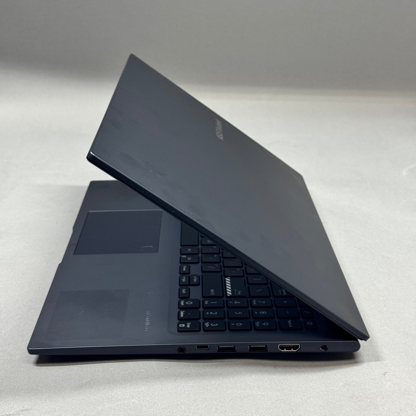 Asus Vivobook 15 F1502Z 15.6" Core i7-1255U 1.70GHz 8GB RAM 512GB SSD
