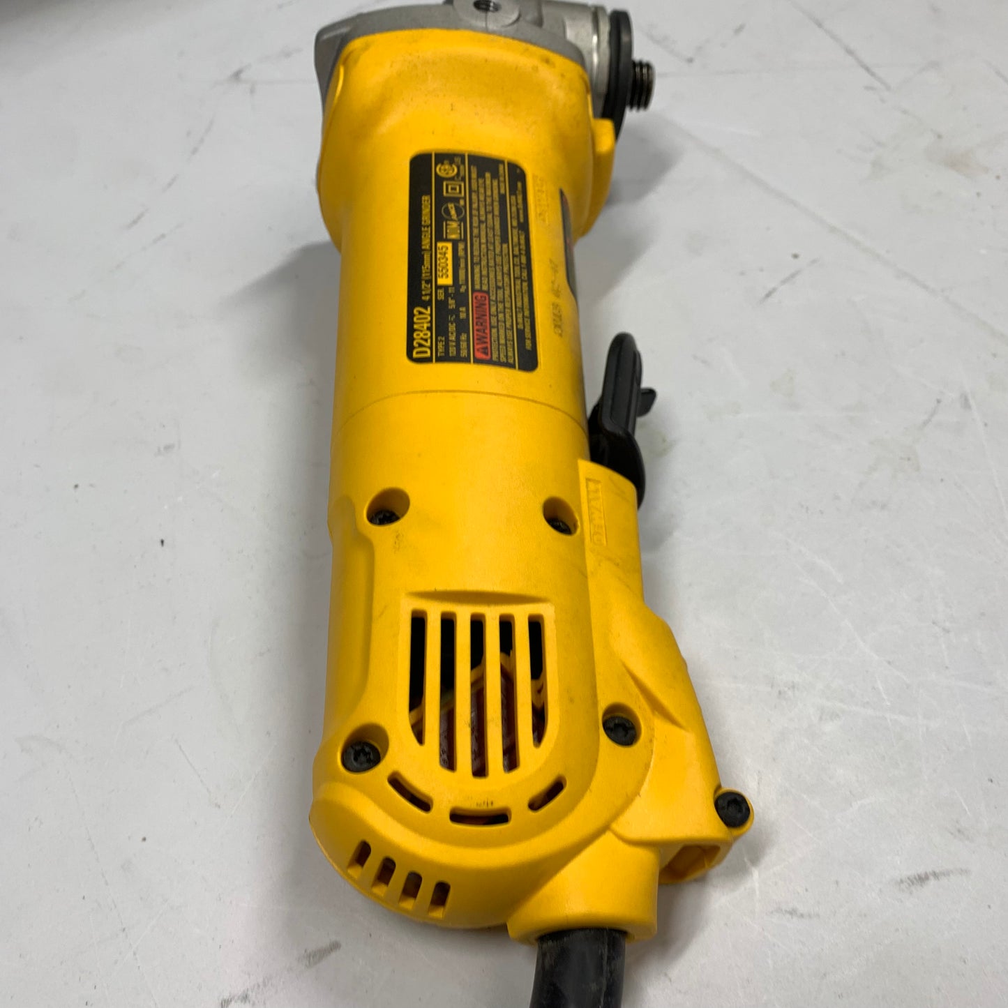 DeWalt d2840 120V 4-1/2 in. (115mm) Small Angle Grinder