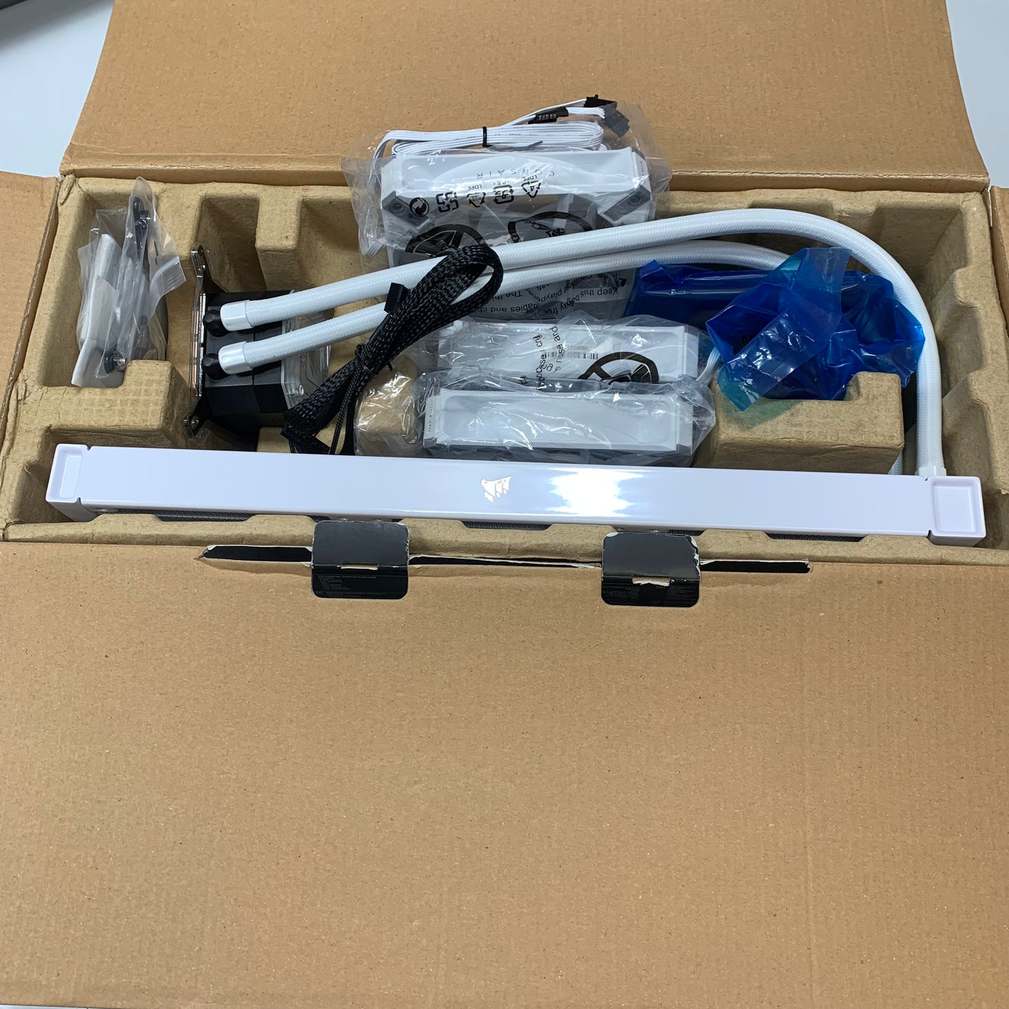 Corsair iCUE H150i Liquid CPU Cooler CW-9060073-WW