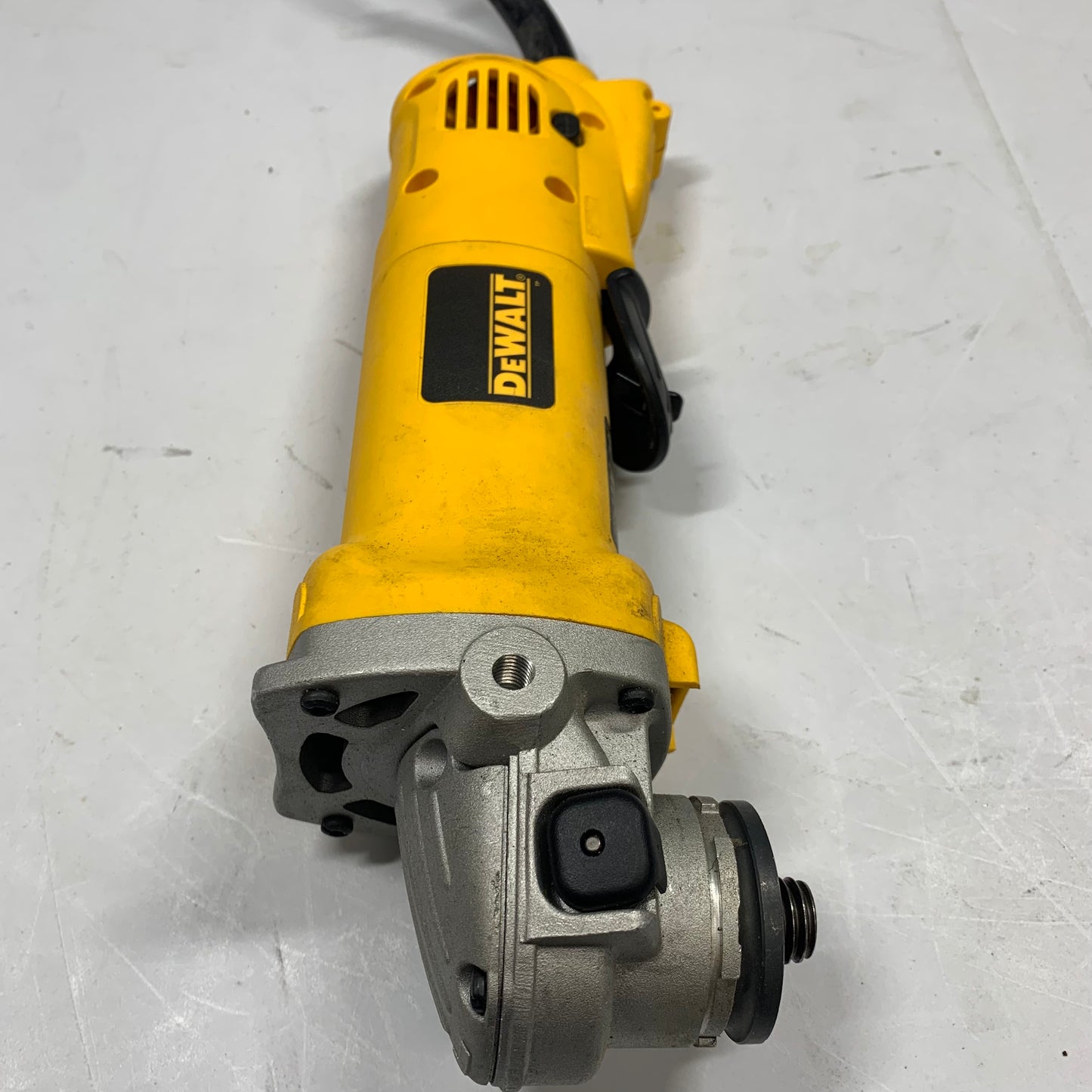 DeWalt d2840 120V 4-1/2 in. (115mm) Small Angle Grinder