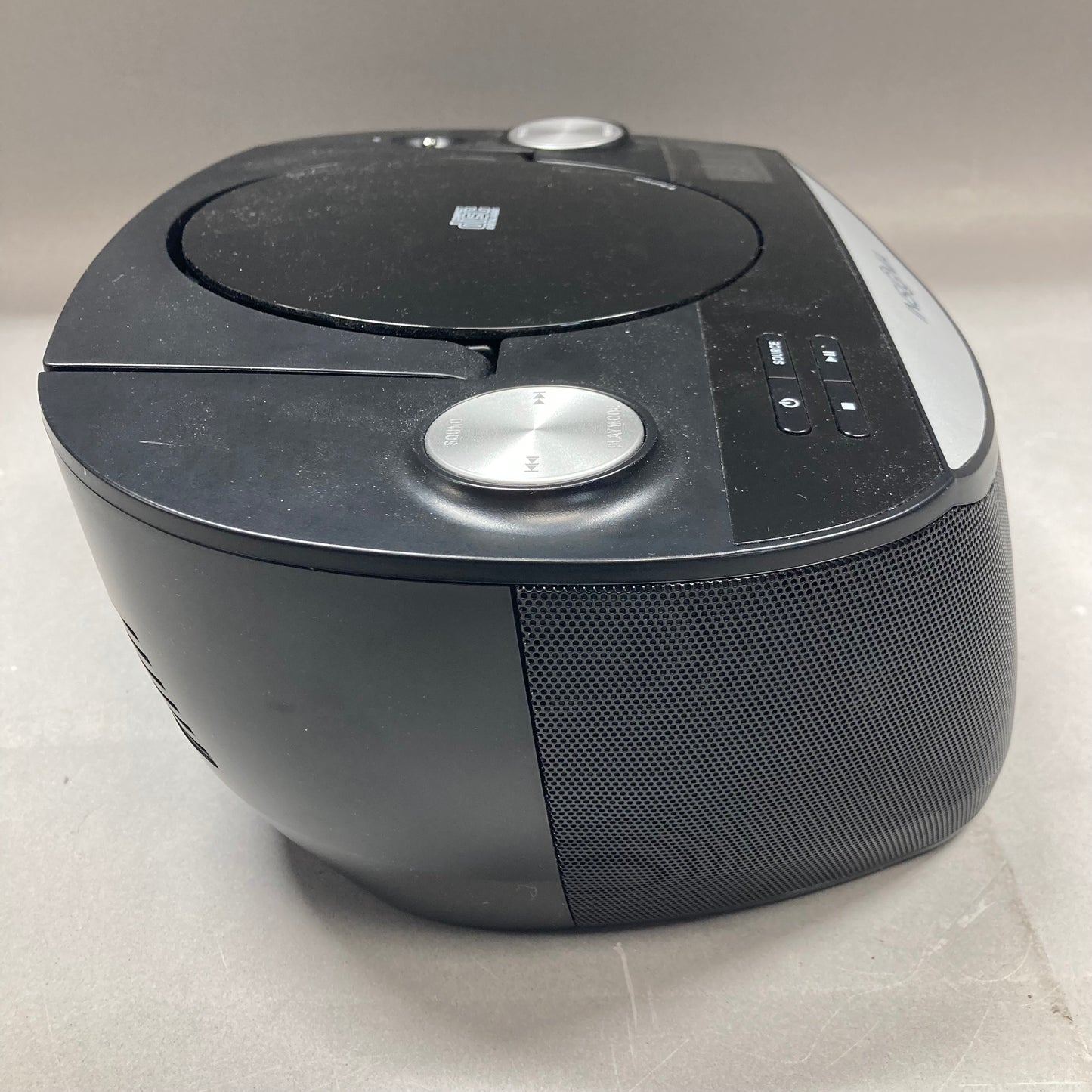 Insignia NS-BIPCD03 Boombox