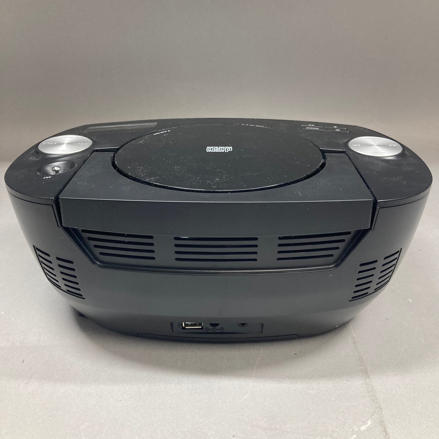 Insignia NS-BIPCD03 Boombox