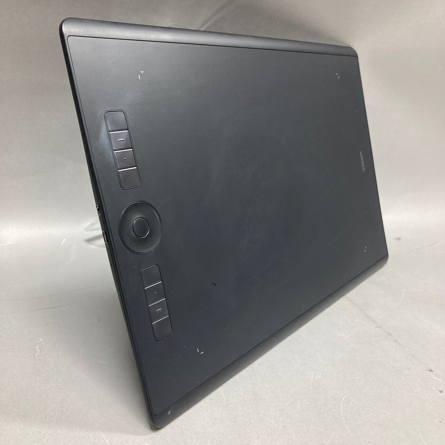 Wacom Intuos Pro Paper Edition Black PTH860P