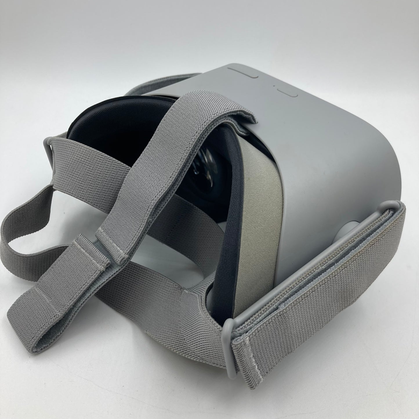 Oculus Go 32GB Virtual Reality Headset MH-A32