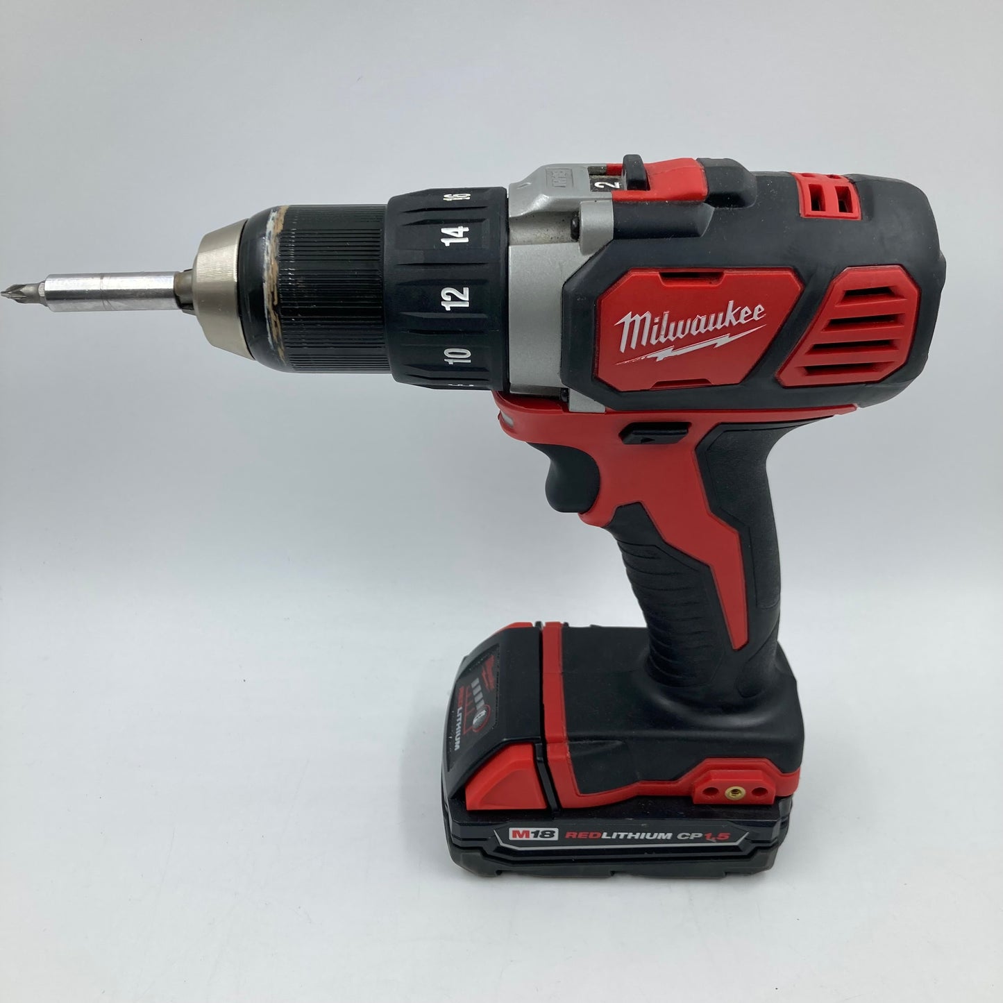 Milwaukee 2606-20 M18 18V 1/2" Drill Driver Tool Kit