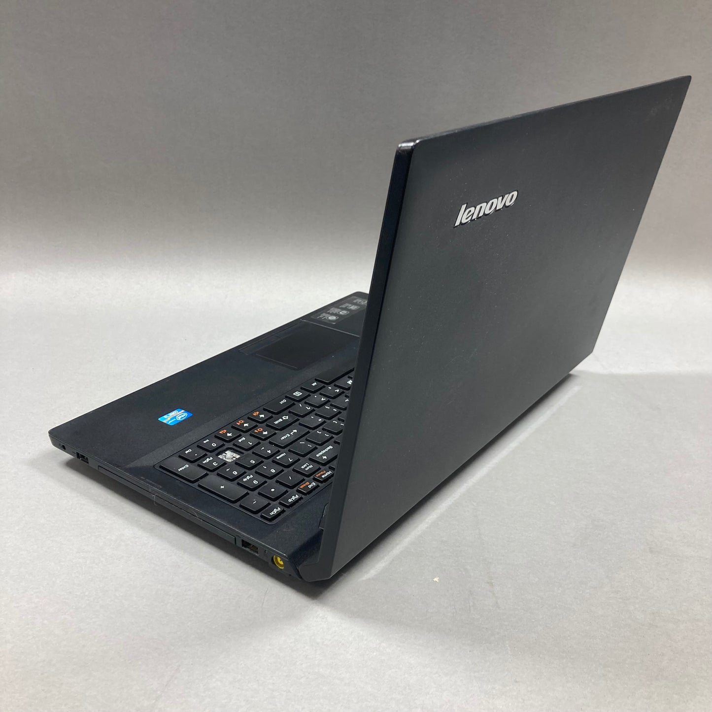 Lenovo ThinkPad B590 15.6" i3-2348M 2.3GHz 4GB RAM 256GB SSD