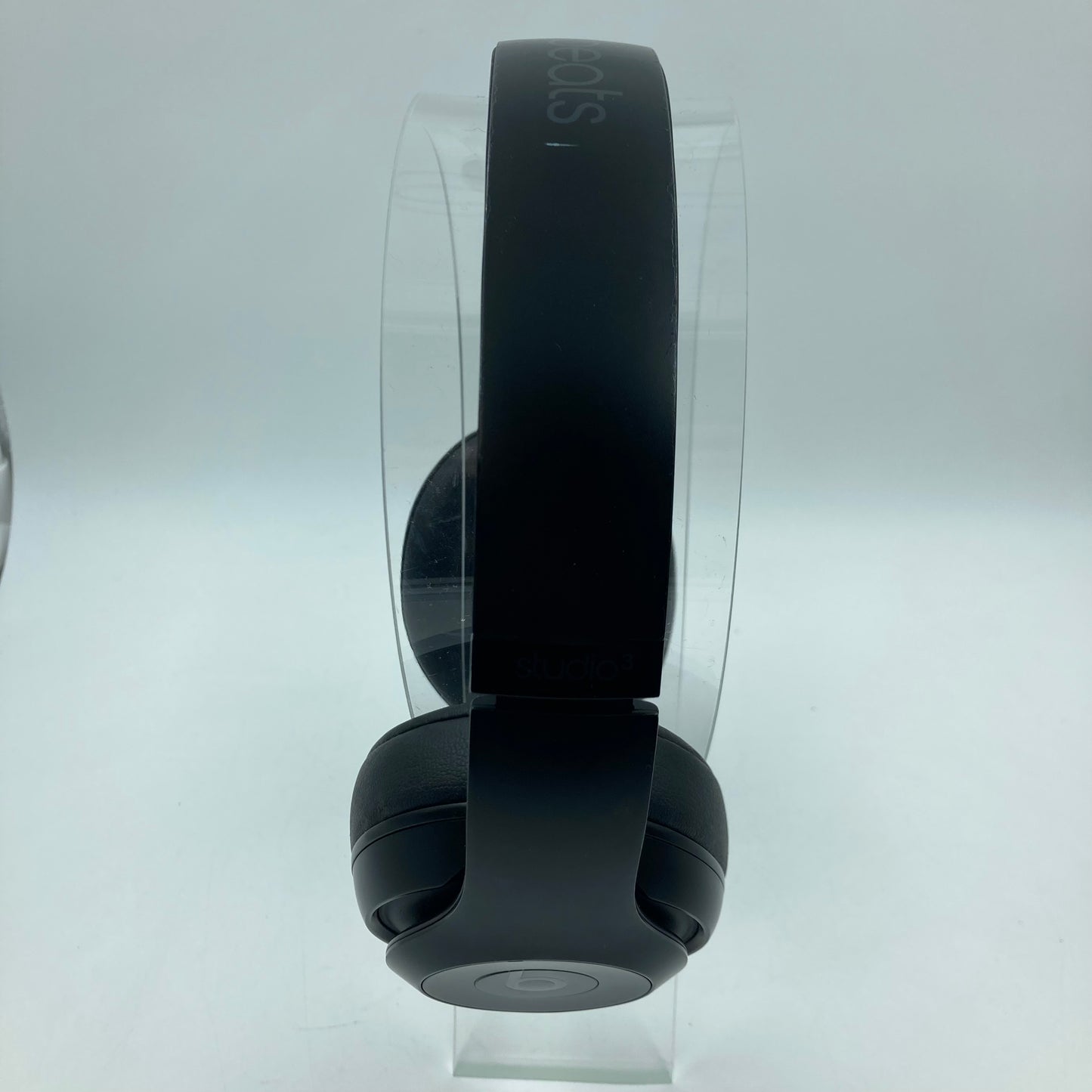 Beats Studio3 Wireless Over-Ear Bluetooth Headphones Black