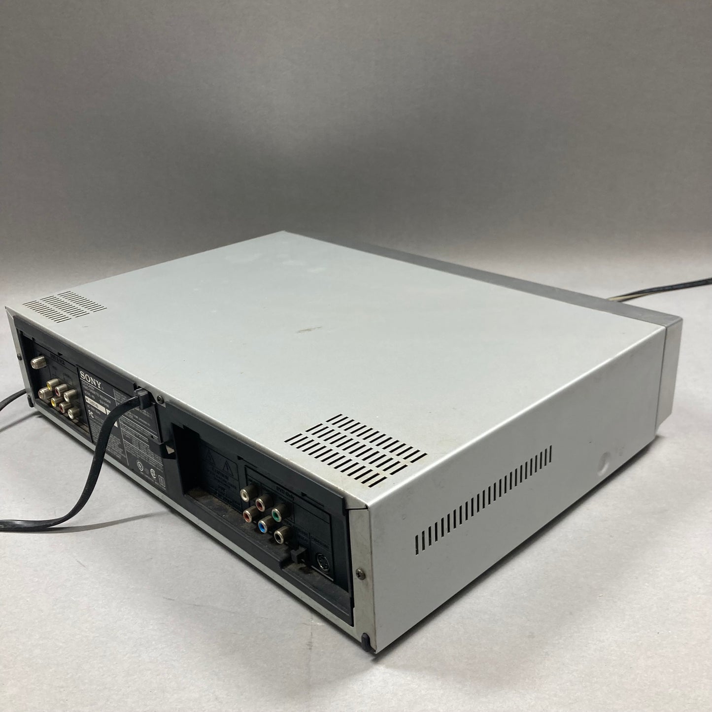 Sony Hi-Fi Stero DVD Player / Video Cassette Recorder SLV-D100
