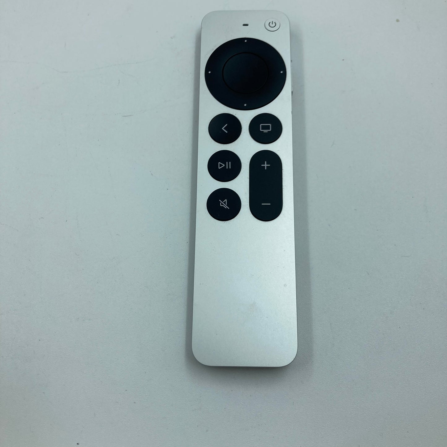 Apple TV 4K 1st Gen 32GB Digital HD Media Streamer MHY93LL/A WiFi + Ethernet