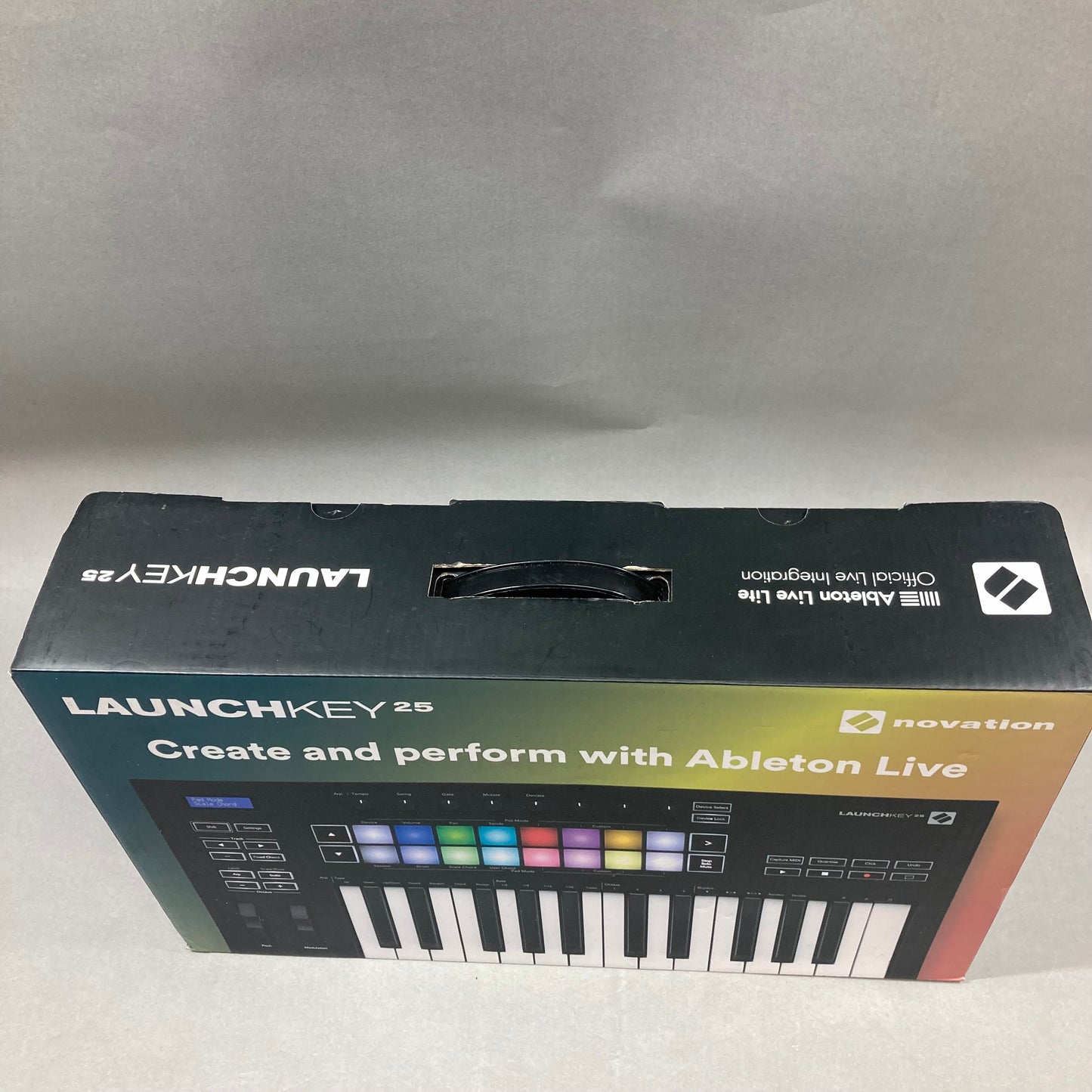 Ableton Live Lite LaunchKey 25 MK3 MIDI Keyboard Controler