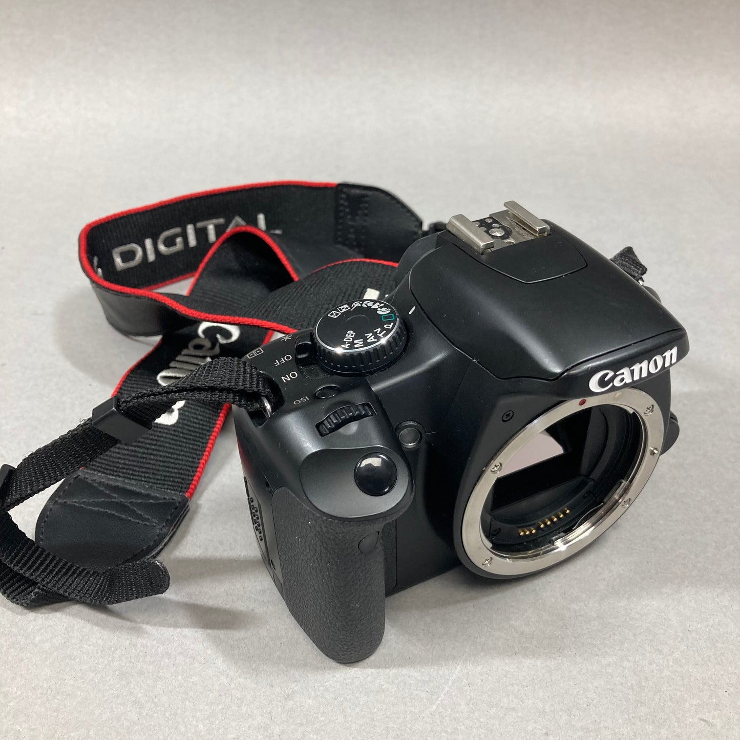 Canon EOS Rebel XSi 12.2MP Digital SLR DSLR Camera