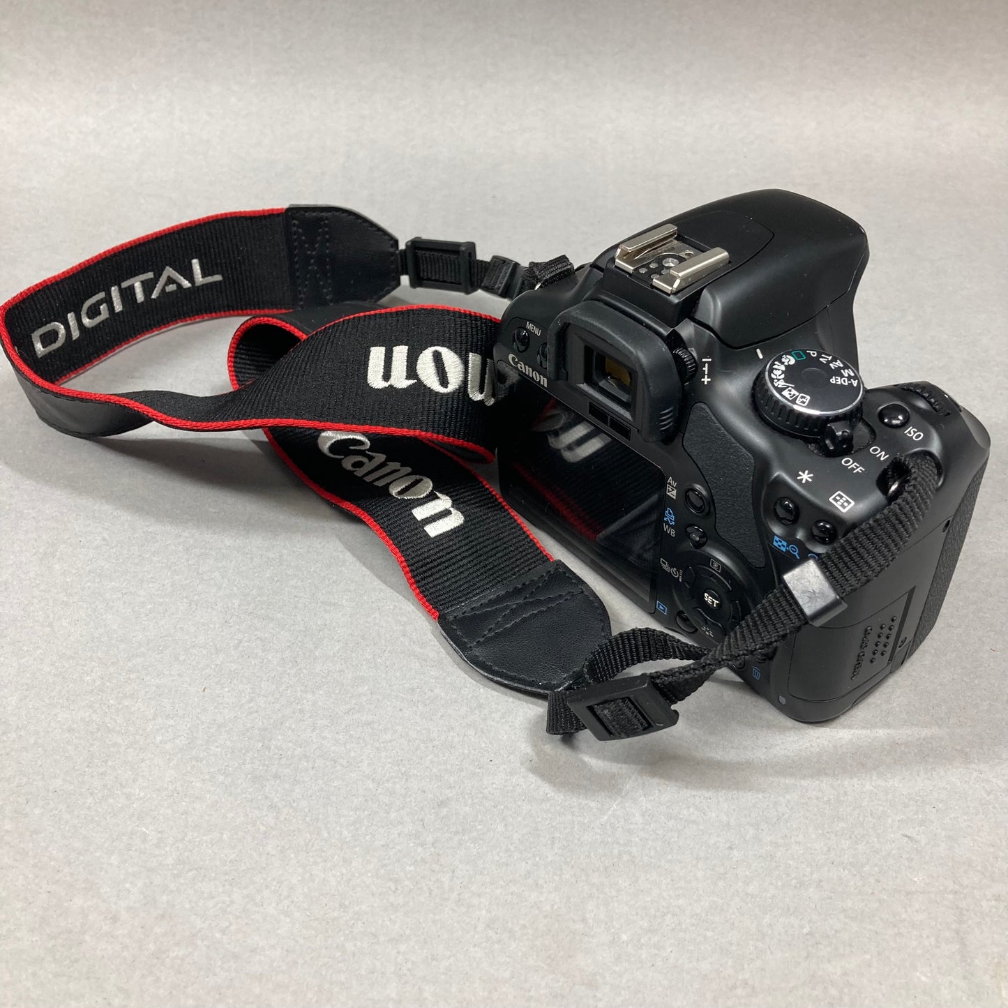 Canon EOS Rebel XSi 12.2MP Digital SLR DSLR Camera