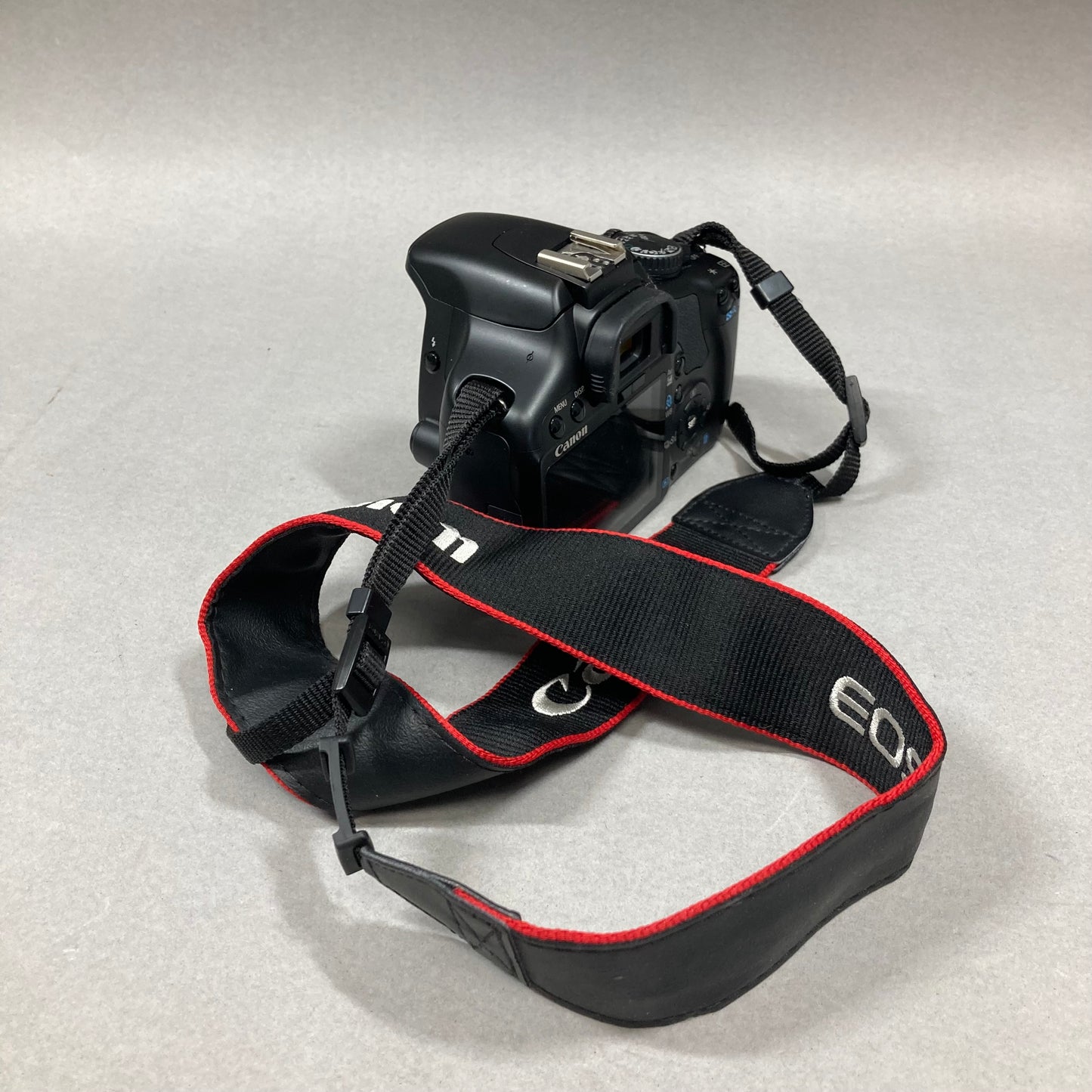 Canon EOS Rebel XSi 12.2MP Digital SLR DSLR Camera