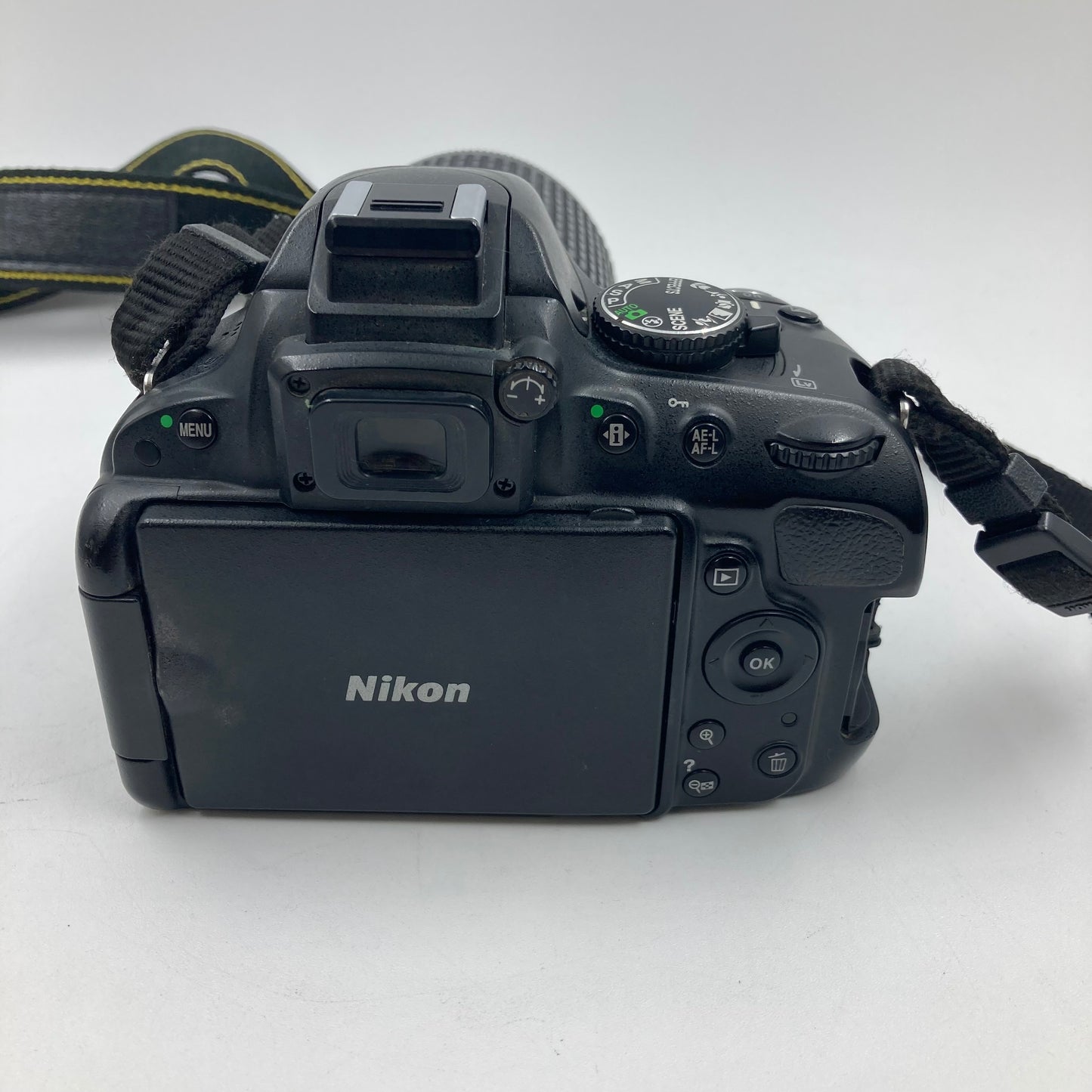 Nikon D5100 16.2MP Digital Camera