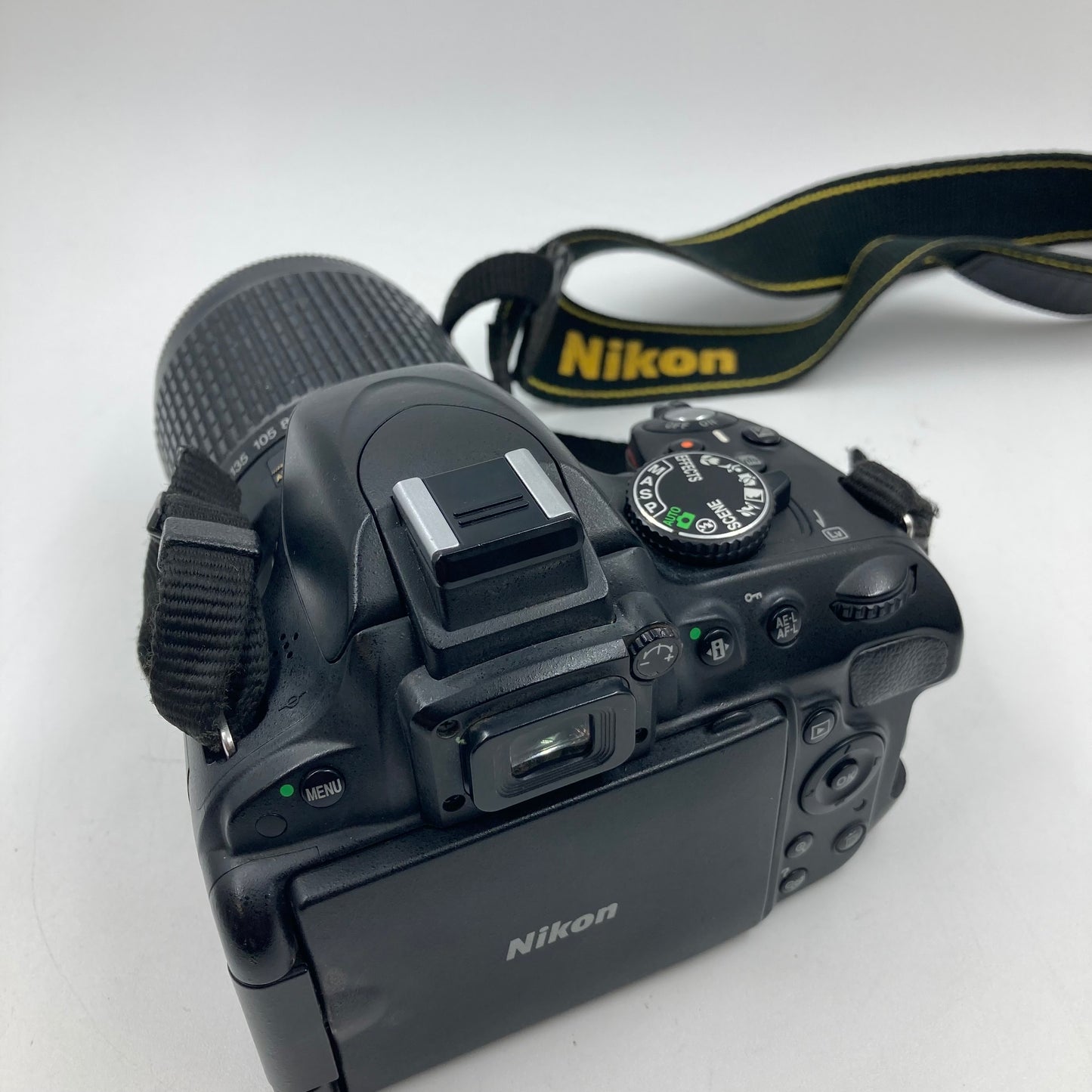 Nikon D5100 16.2MP Digital Camera
