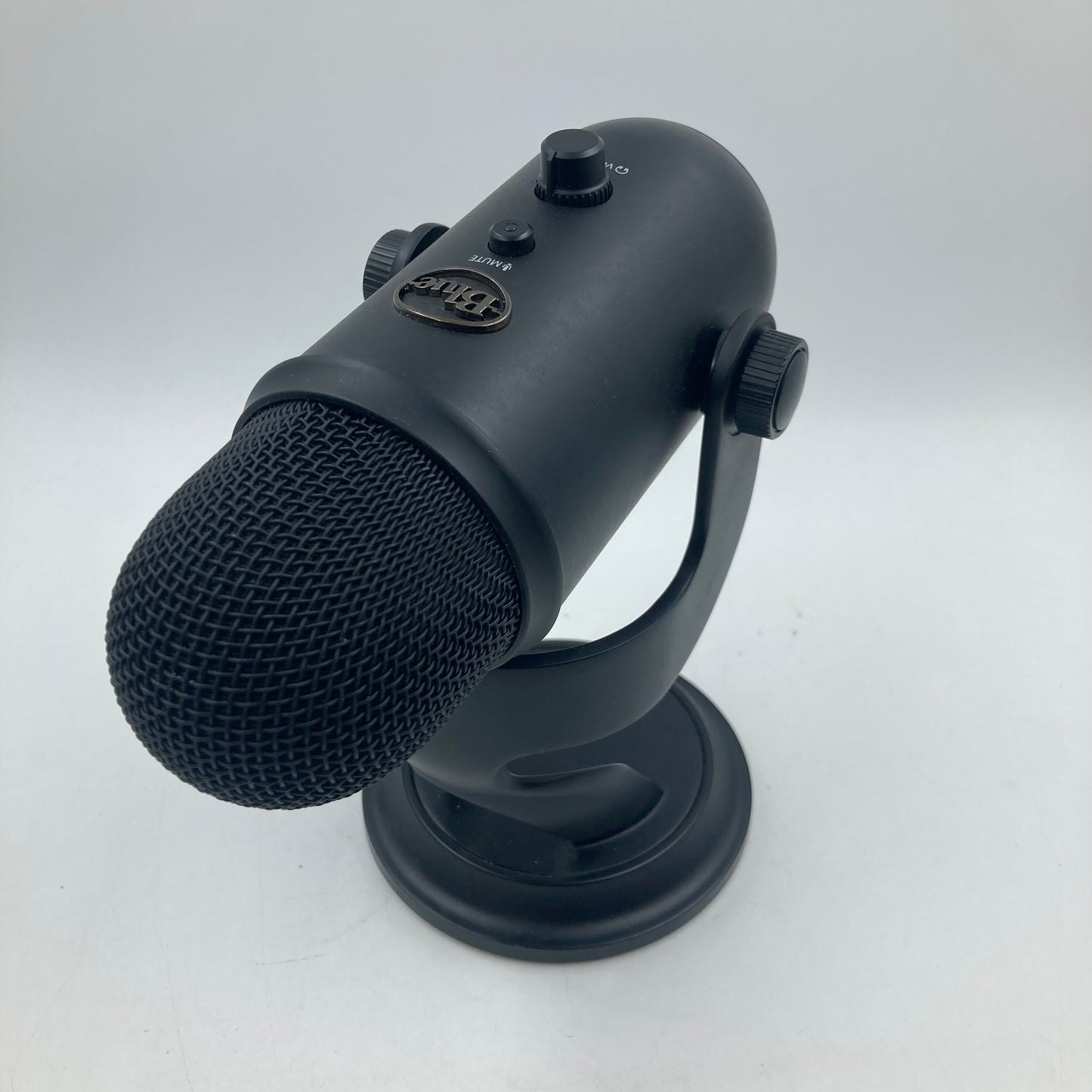 Blue Yeti Microphone 888-000137