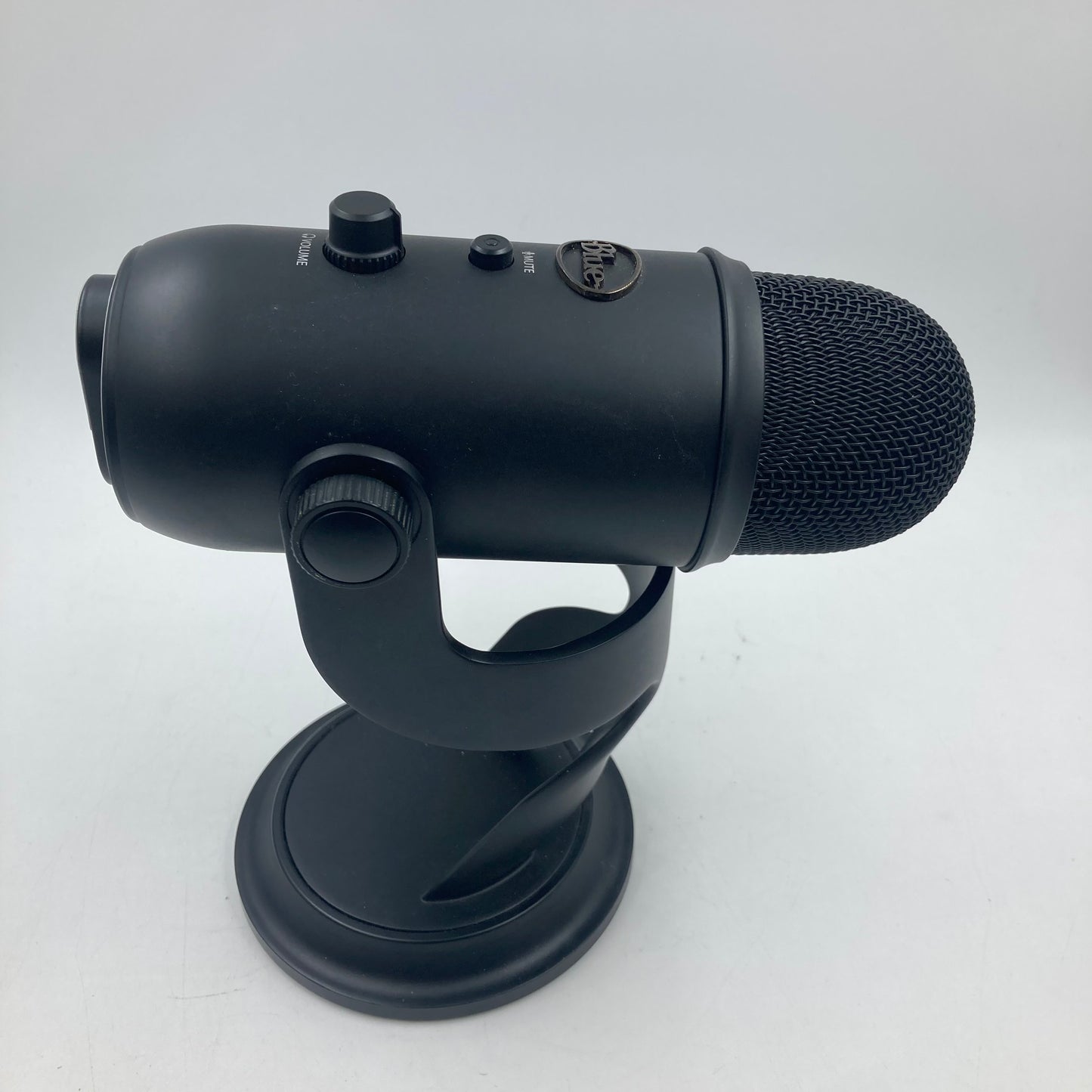 Blue Yeti Microphone 888-000137