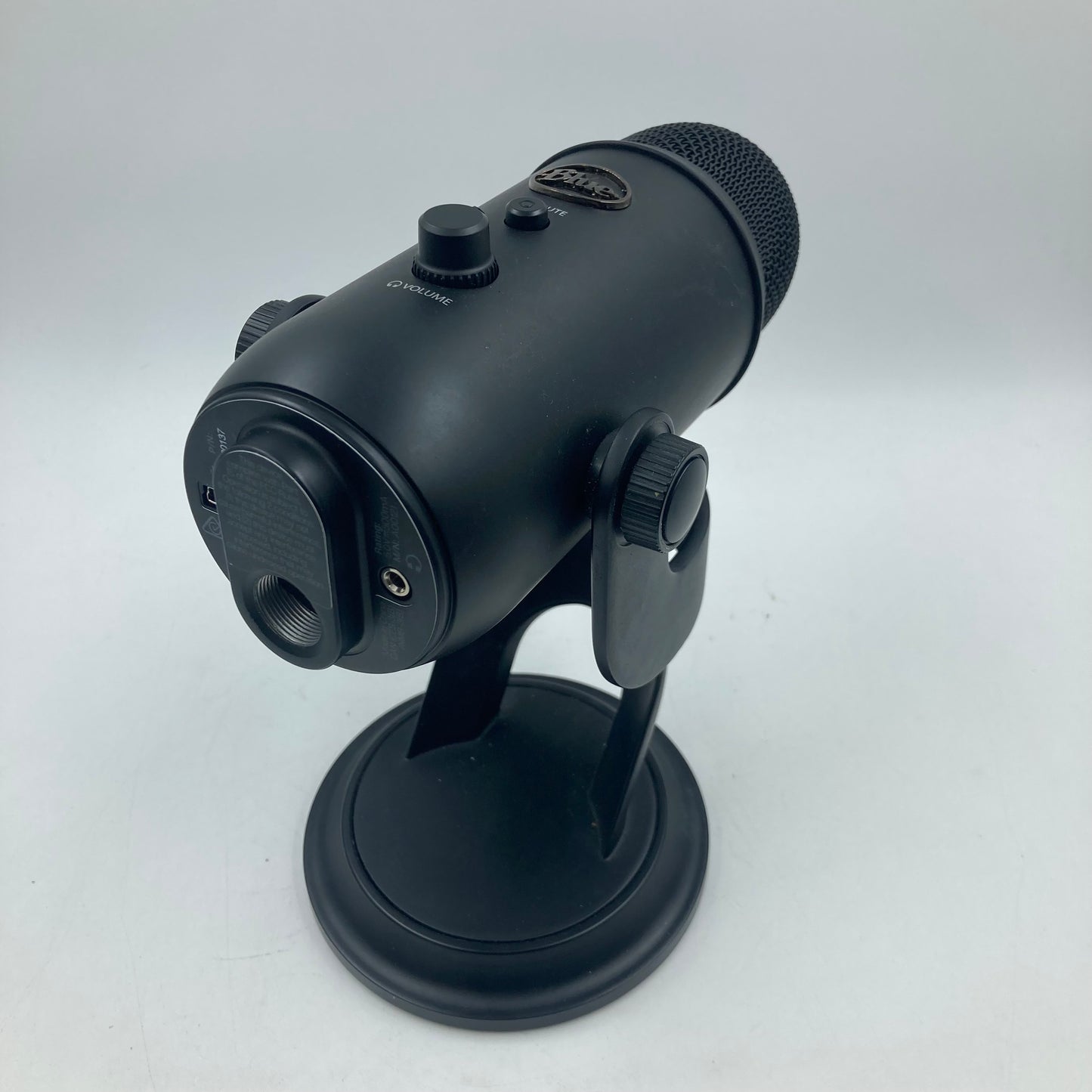 Blue Yeti Microphone 888-000137