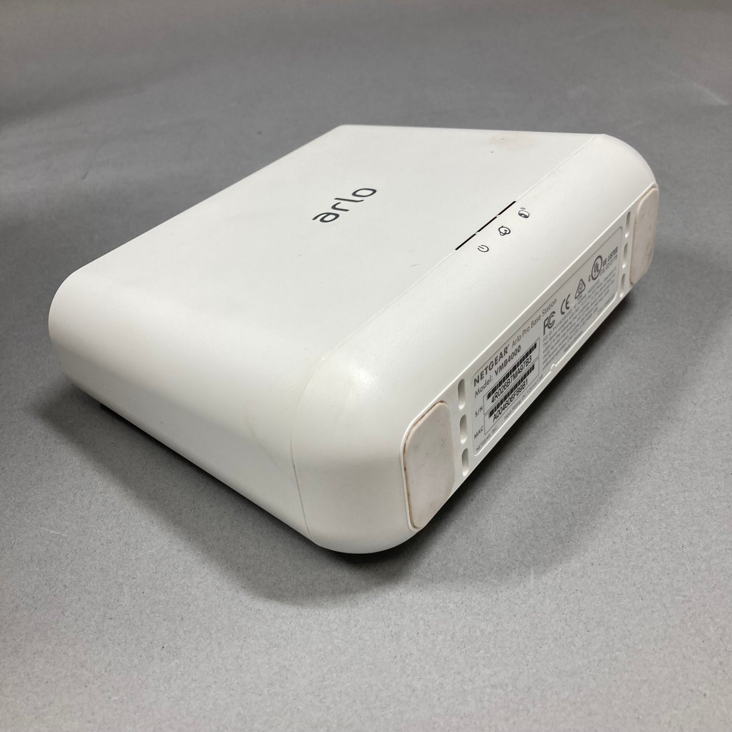 Arlo Pro Base Station and Cameras IP Security Camera VMB4000 Unclaimed