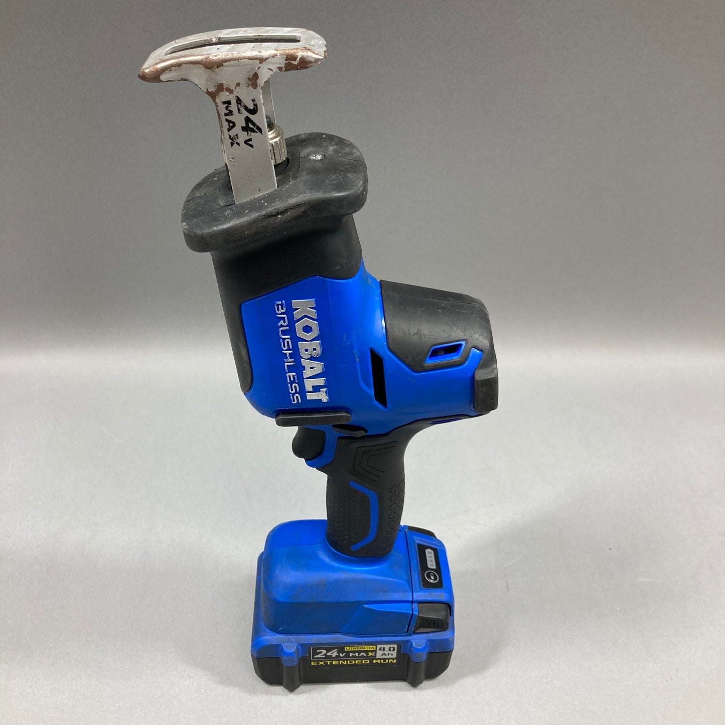 Kobalt KRS 124B-03 24 Volt Cordless Reciprocating Saw