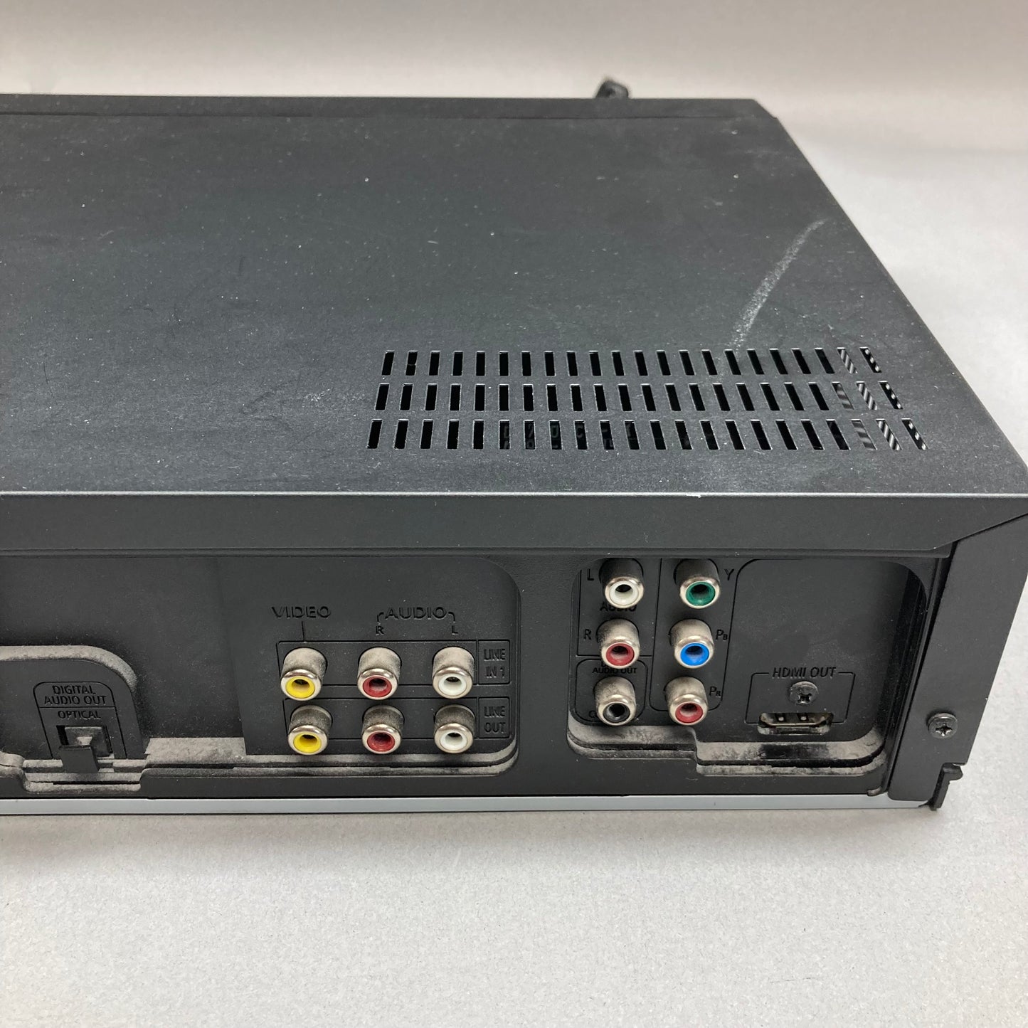 Samsung DVD-V9700 VCR/DVD Combo Player