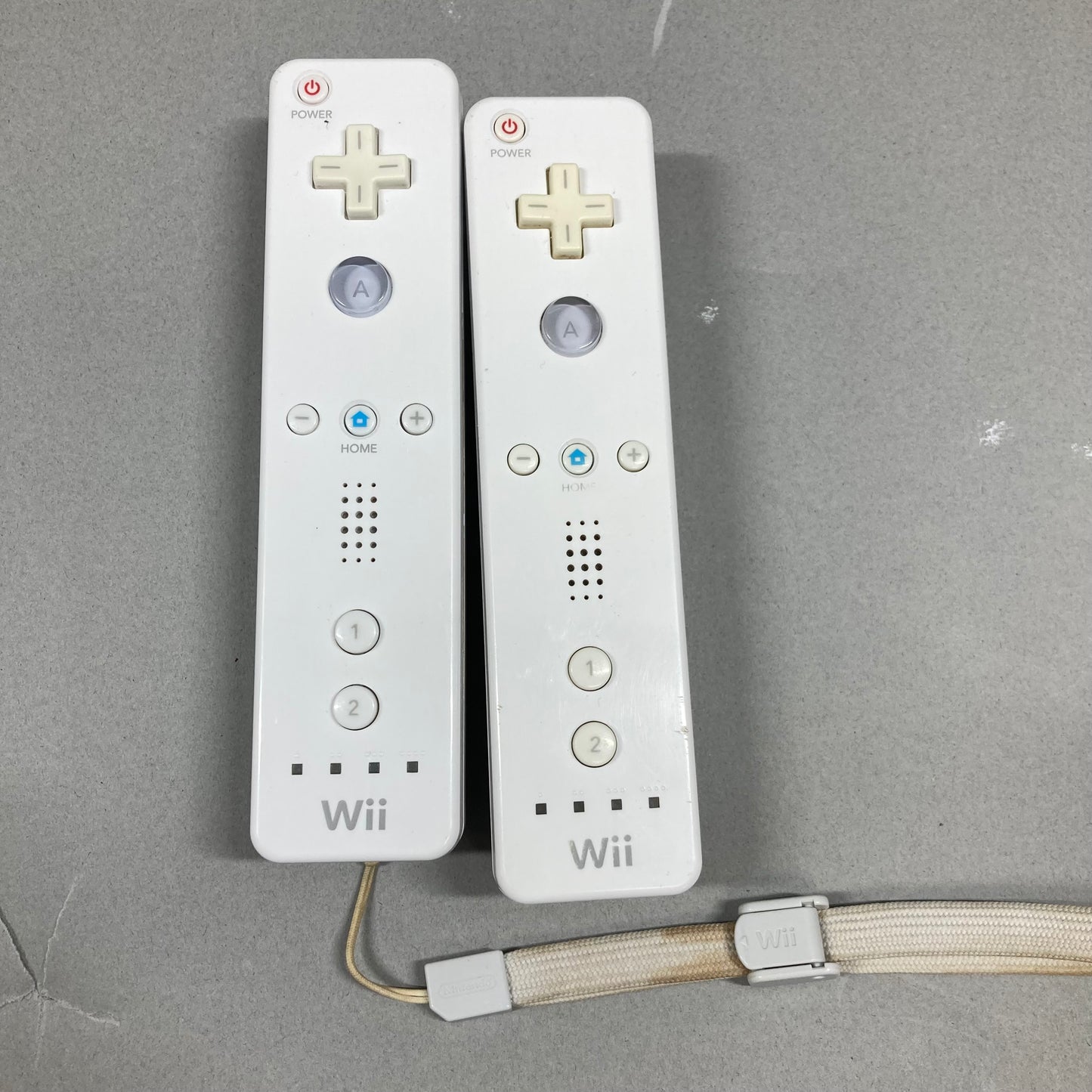 Nintendo Wii Video Game Console RVL-001 White
