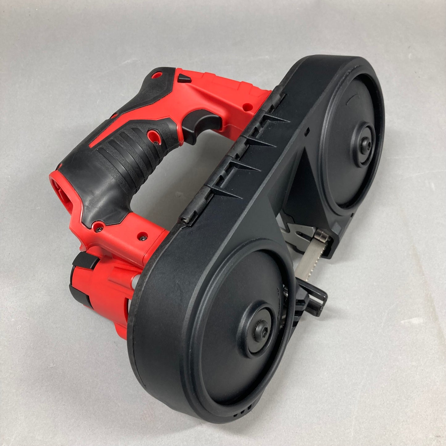 Milwaukee 2429-20 12V Sub-Compact Band Saw