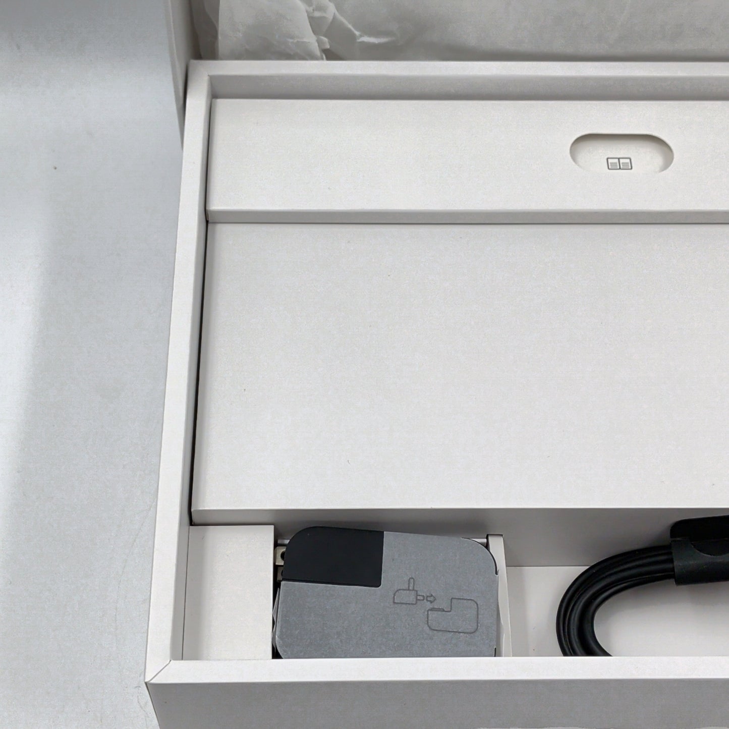 Microsoft Laptop 2095 13" Snapdragon X Plus 16GB RAM 256GB SSD