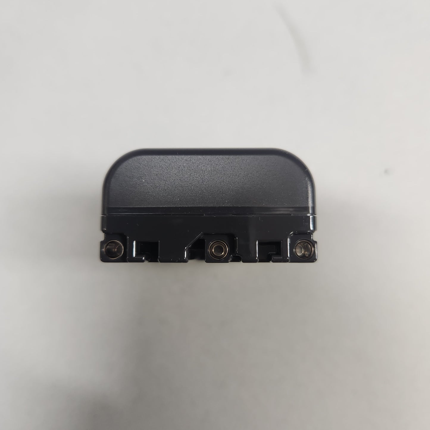 Sony Alpha DLSR-A100 10.2MP Digital SLR DSLR Camera