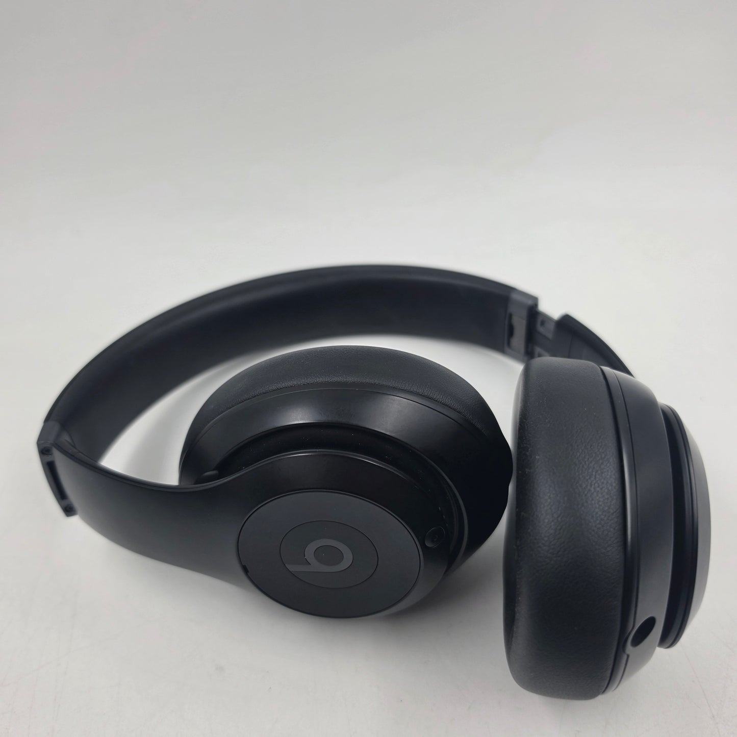 Beats Studio Pro Wireless Over-Ear Bluetooth Headphones Black