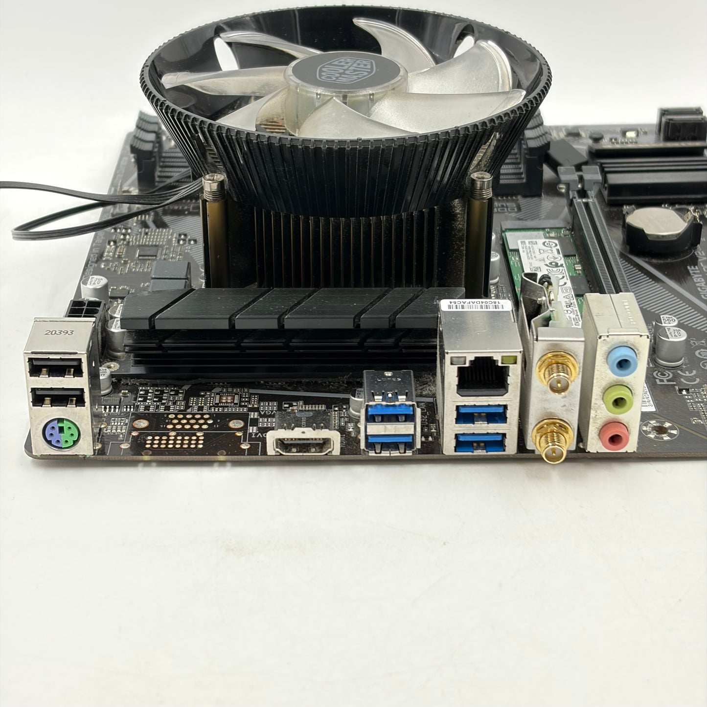 Gigabyte B460M DS3H AC V2 LGA 1200 mATX Intel DDR4 Motherboard + Intel Core i7-10700F 512GB SSD