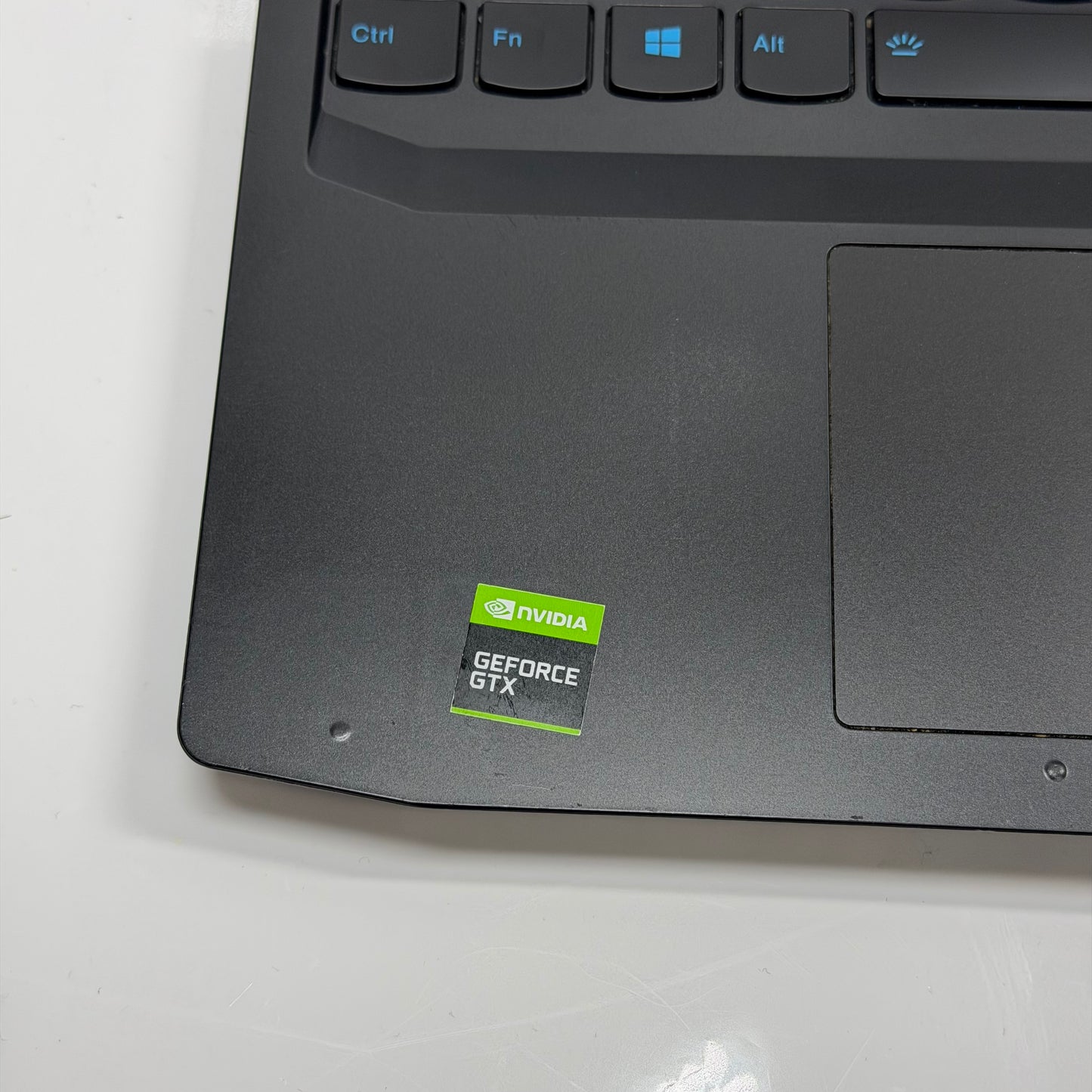 Lenovo IdeaPad Gaming 3 i5-10300H 2.5GHz 16GB 256GB SSD 1TB HDD GeForce GTX 1650